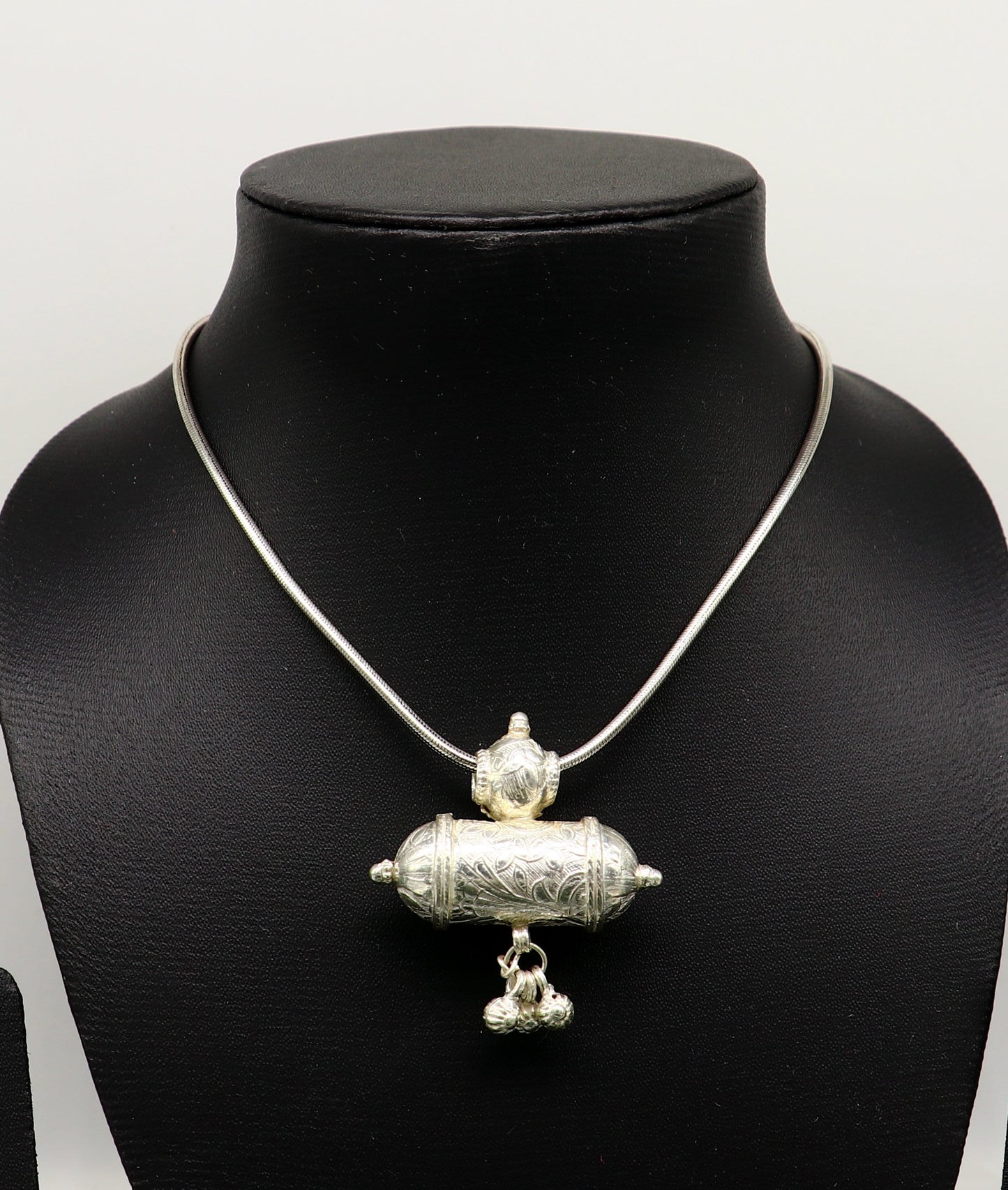 Vintage design antique handmade sterling silver gorgeous amulet pendant locket fabulous customized brides collection pendant ssp642 - TRIBAL ORNAMENTS