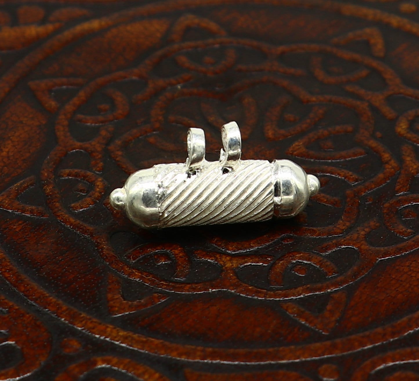Solid sterling silver handmade gorgeous round shape vintage amulet box pendant, mantra box, silver tabiz , kavacham tribal jewelry ssp684 - TRIBAL ORNAMENTS