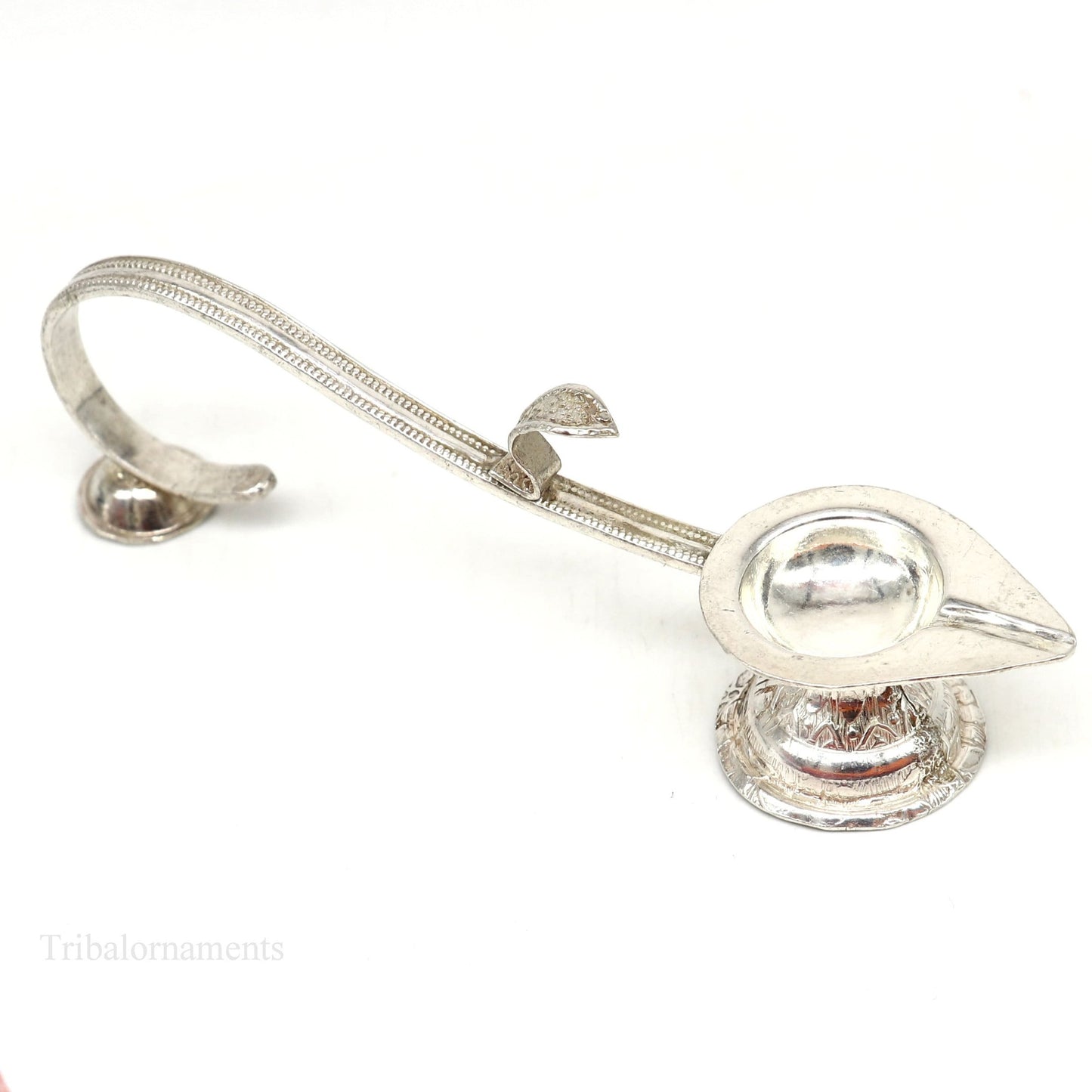 Solid Sterling silver handmade vintage design home temple art Aarti lamp /deepak, single deepak Aart lamp for temple accessories su372 - TRIBAL ORNAMENTS