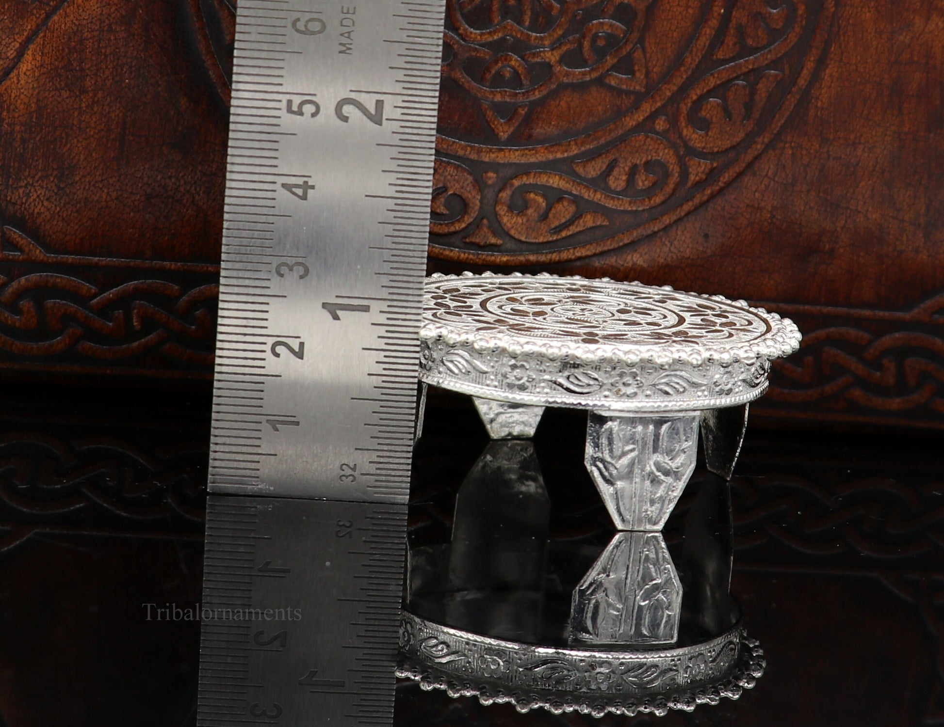 Vintage design Sterling silver handmade customize small round shape table/bazot/chouki, excellent home puja utensils temple art su429 - TRIBAL ORNAMENTS