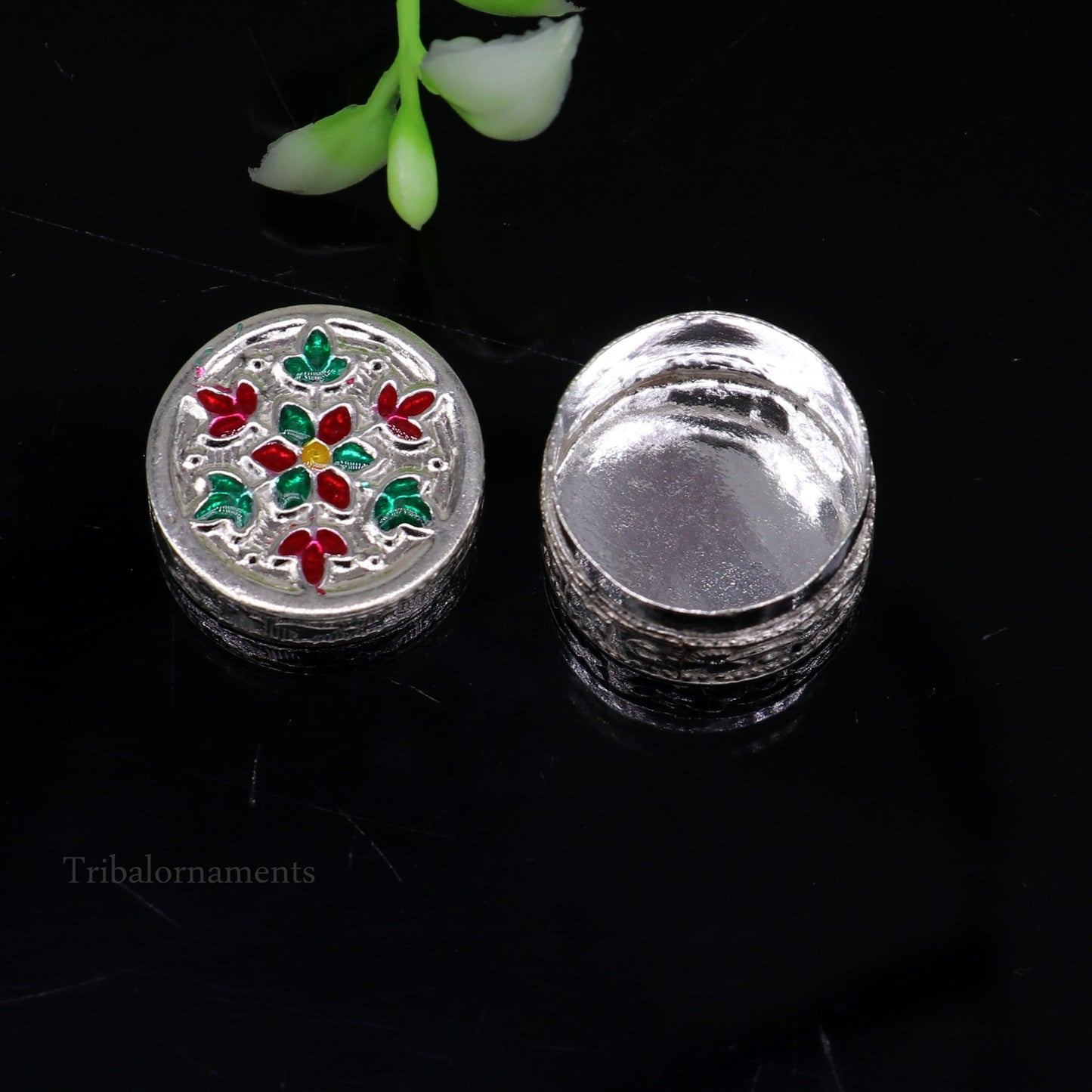 925 sterling silver trinket box, kajal box/casket box bridal round shape box collection, container box, eyeliner box gifting art stb176 - TRIBAL ORNAMENTS