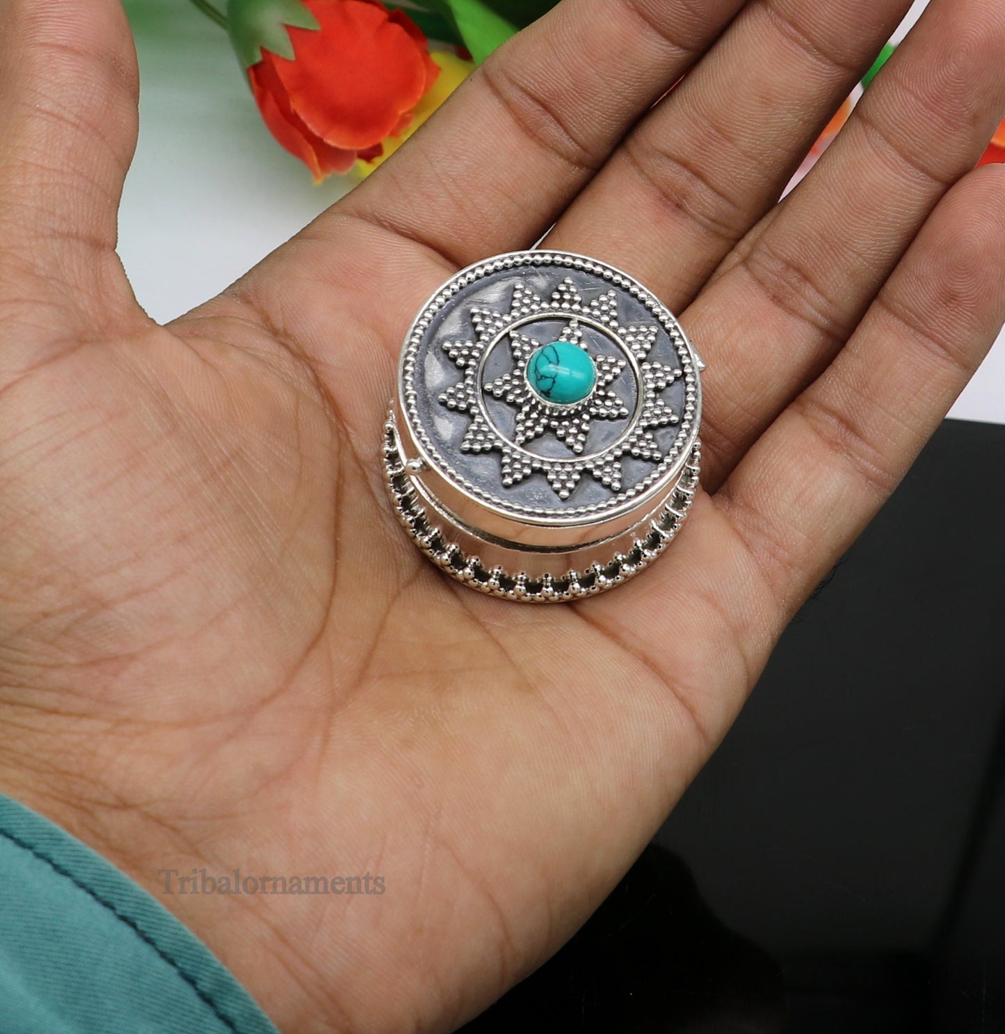 925 sterling silver Stunning Rava work design turquoise stone trinket box, Sindoor box, brides gift collection silver stunning box stb222 - TRIBAL ORNAMENTS