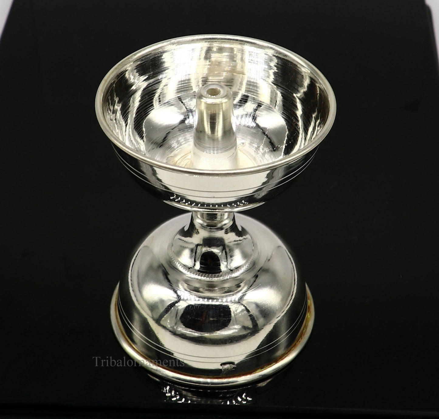 solid sterling silver handmade elegant oil lamp, silver home temple utensils, silver diya, deepak, silver utensil, silver puja article su405 - TRIBAL ORNAMENTS