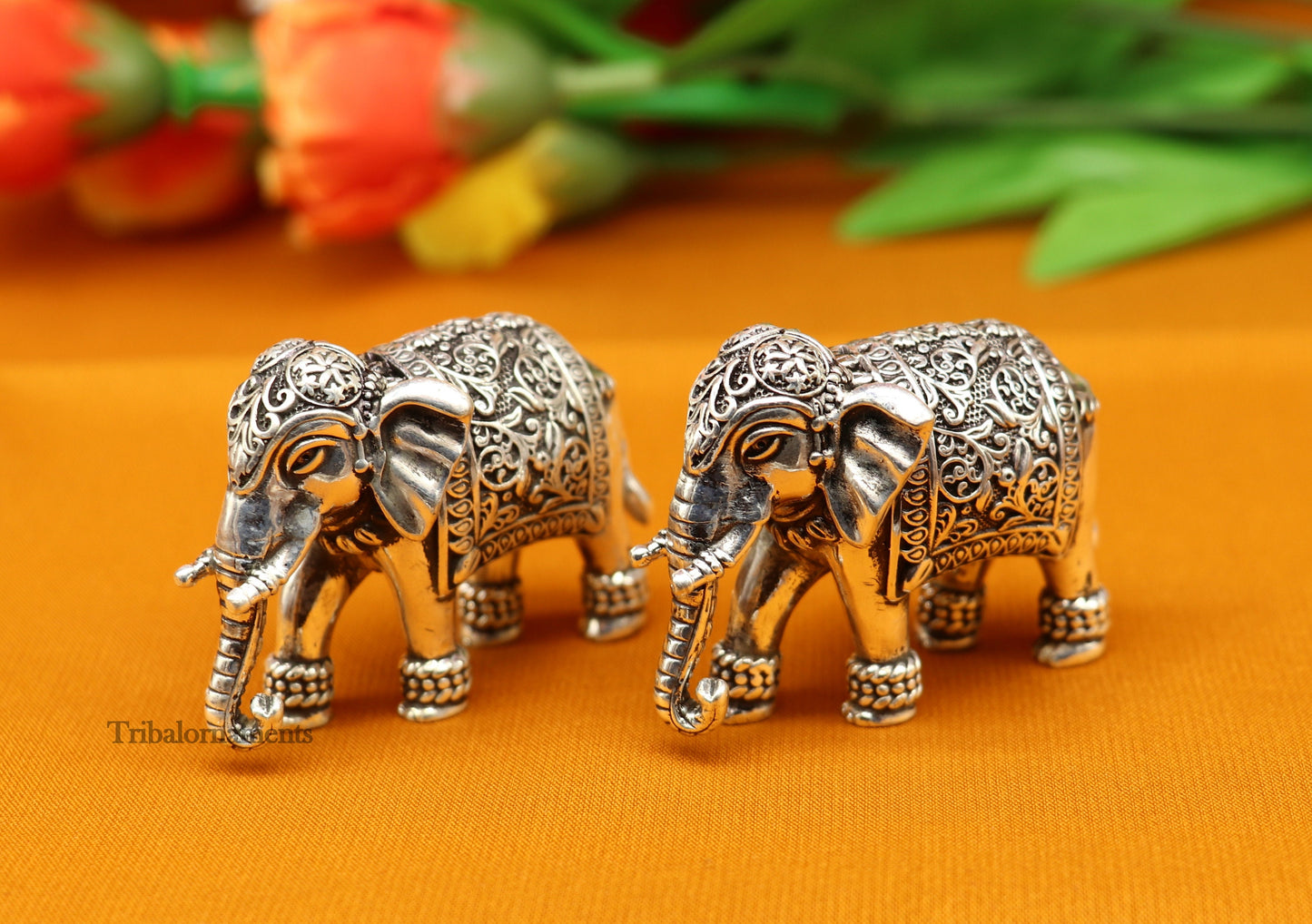 925 Sterling silver Kandrai work Nakshi/ chitai design customized Elephant statue, puja article figurine, décor Diwali puja articles su494 - TRIBAL ORNAMENTS