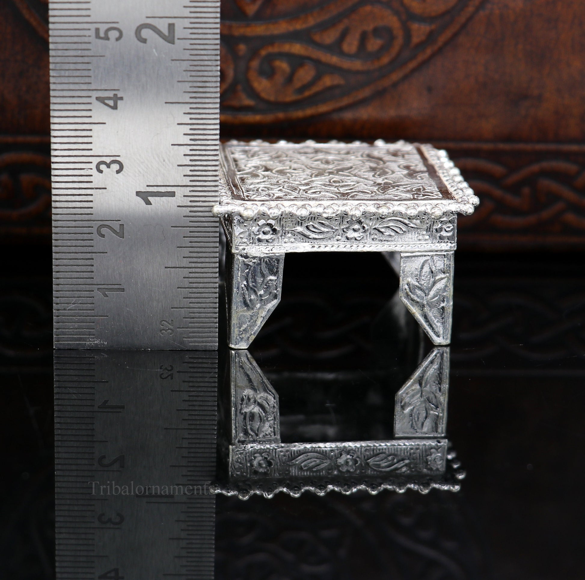 1.5" Vintage design Sterling silver handmade customize small square shape table/bazot/chouki, excellent home puja utensils temple art su431 - TRIBAL ORNAMENTS