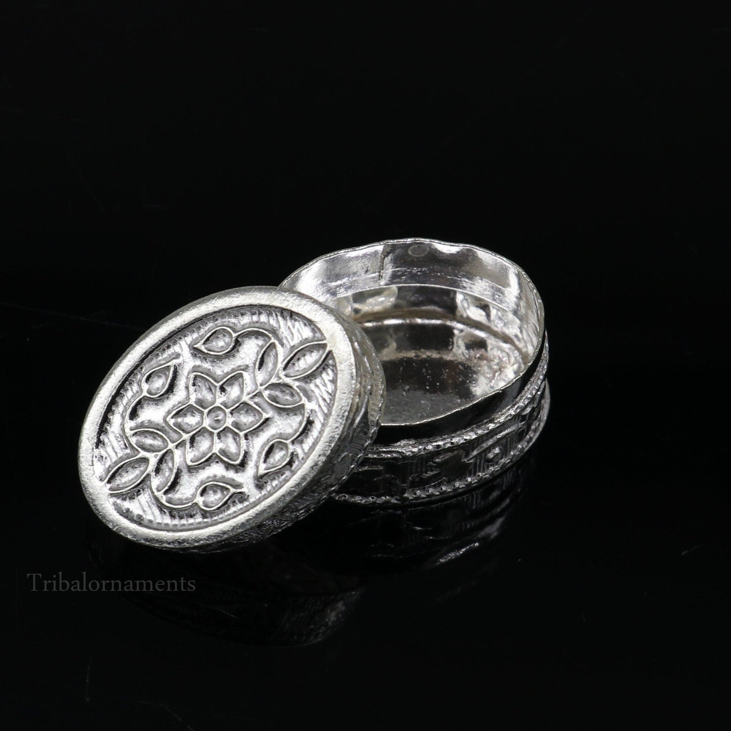 925 sterling silver trinket box, kajal box/casket box bridal oval shape box collection, container box, eyeliner box gifting art stb170 - TRIBAL ORNAMENTS