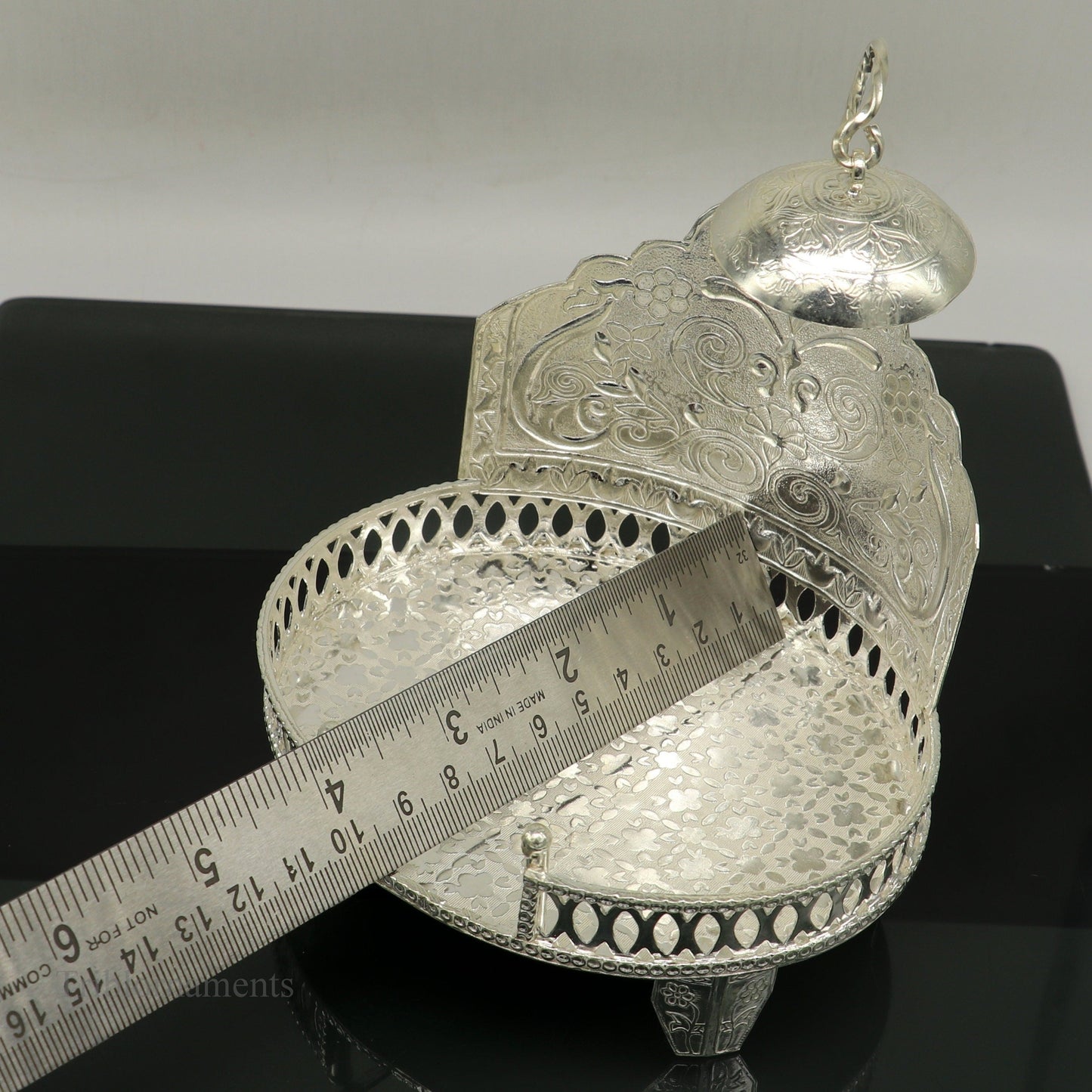 925 pure sterling silver handcrafted small singhasan, idol krishna , Ganesha throne, god statue's stand chair, temple puja article su471 - TRIBAL ORNAMENTS