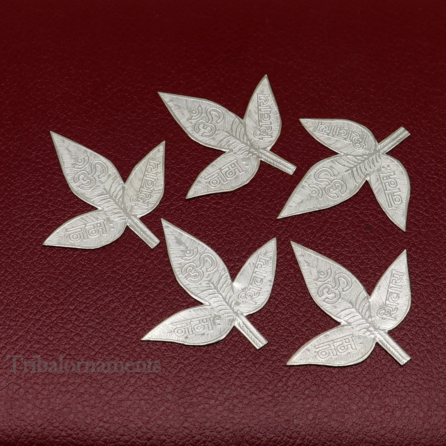 Lord Shiva bel Patra Solid silver handmade solid belva patra, shiva worshipping/ puja article, belpatra or bilva tree leaves for puja su509 - TRIBAL ORNAMENTS