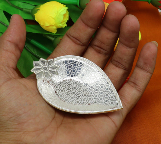 Vintage style Solid silver handmade elegant oil lamp or kumkum bowl, silver puja worship utensils, silver diya, deepak,Diwali puja art su543 - TRIBAL ORNAMENTS