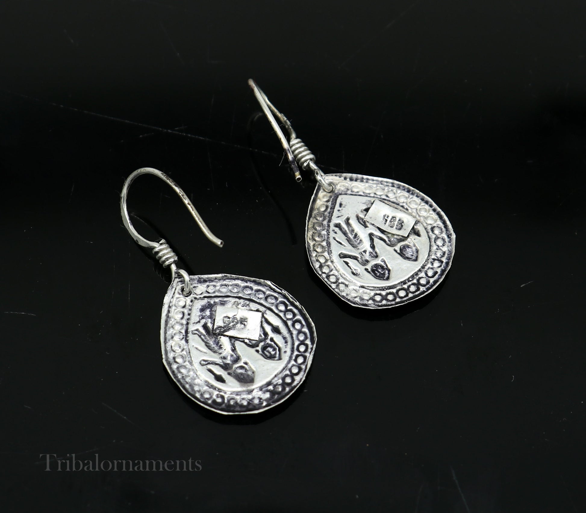 Handmade 925 sterling silver excellent customized traditional indian style hoops earring, amazing tribal ethnic earring ear959 - TRIBAL ORNAMENTS