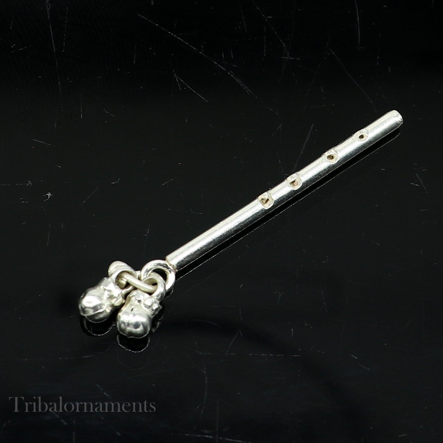 Elegant holy Solid sterling silver handmade idol krishna flute, silver bansuri, laddu gopala flute, little krishna flute puja art su575 - TRIBAL ORNAMENTS