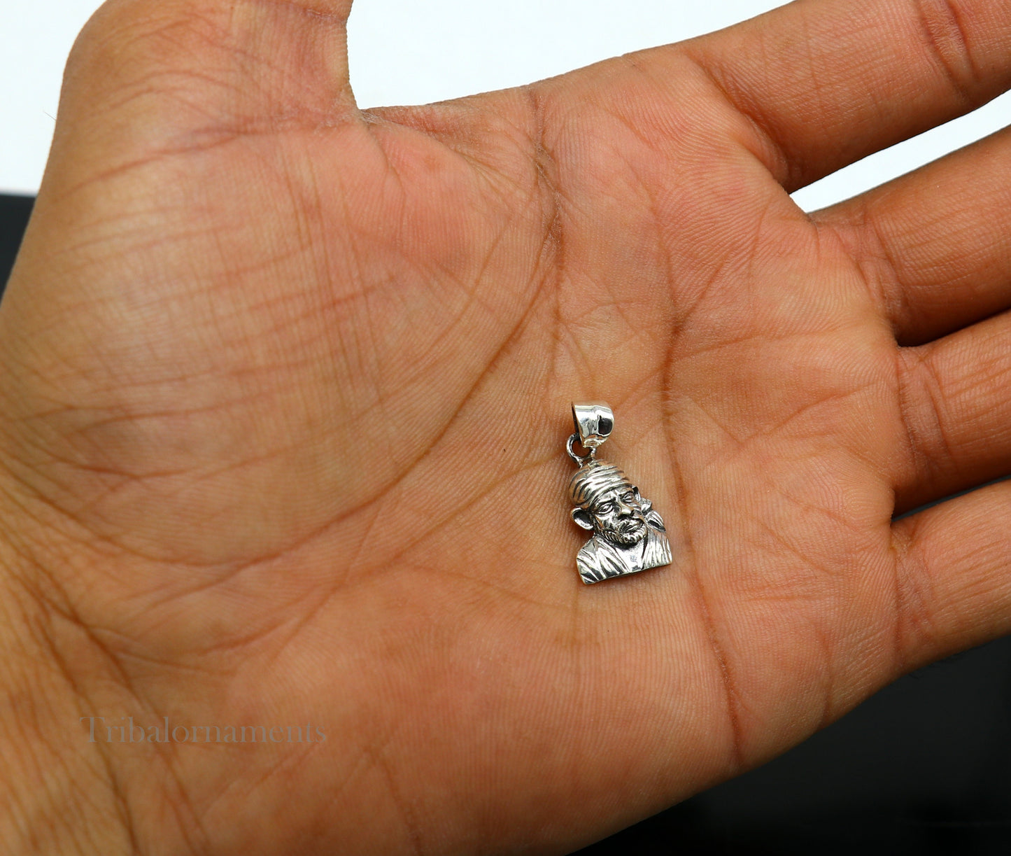 925 sterling silver handmade Indian deity divine Sai Baba pendant, stylish unisex pendant locket personalized jewelry tribal jewelry ssp868 - TRIBAL ORNAMENTS