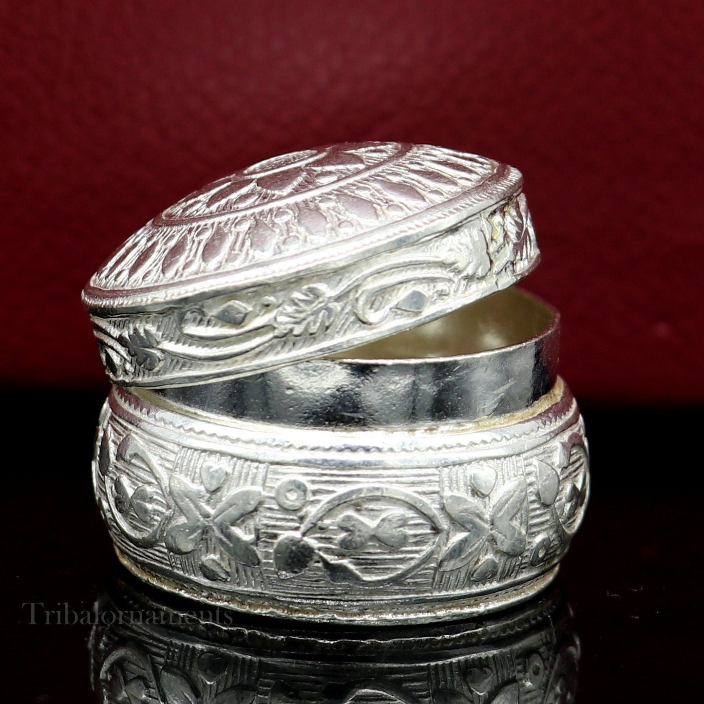 Vintage Style 925 sterling silver unique design handmade brides eyes kajal box, surma box, kumkum sindur box, small trinket box stb266 - TRIBAL ORNAMENTS