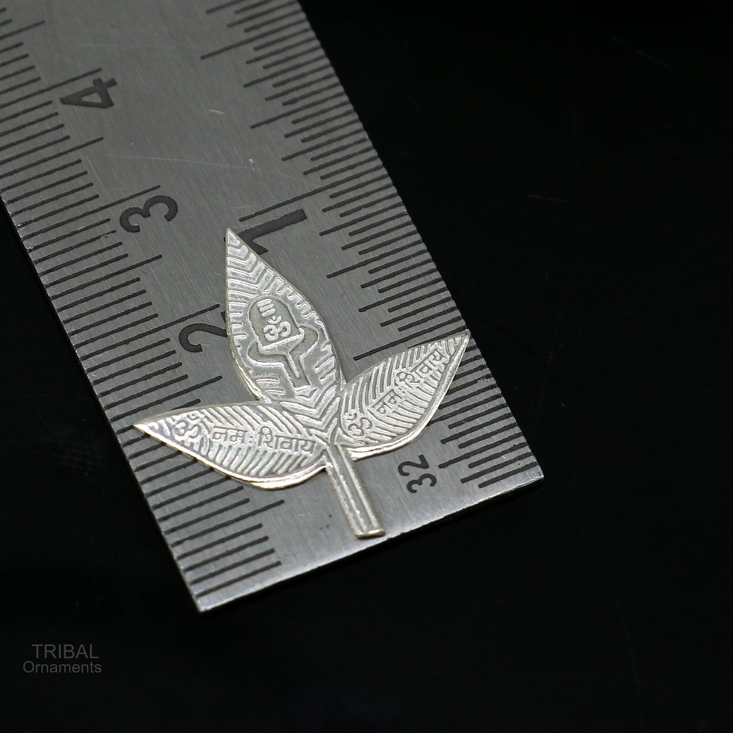 2.5 cm Lord Shiva bel Patra Solid silver handmade solid belva patra, shiva worshipping/ puja article, bel tree leaves for puja su600 - TRIBAL ORNAMENTS