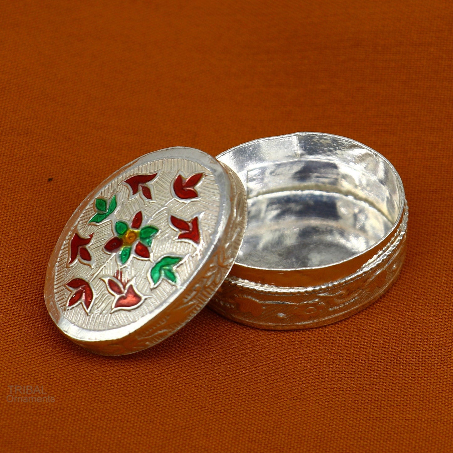 Exclusive oval shape trinket box, sindur kumkum box, brides eye kajal box, 925 sterling silver handmade girls article silver jewelry stb330 - TRIBAL ORNAMENTS