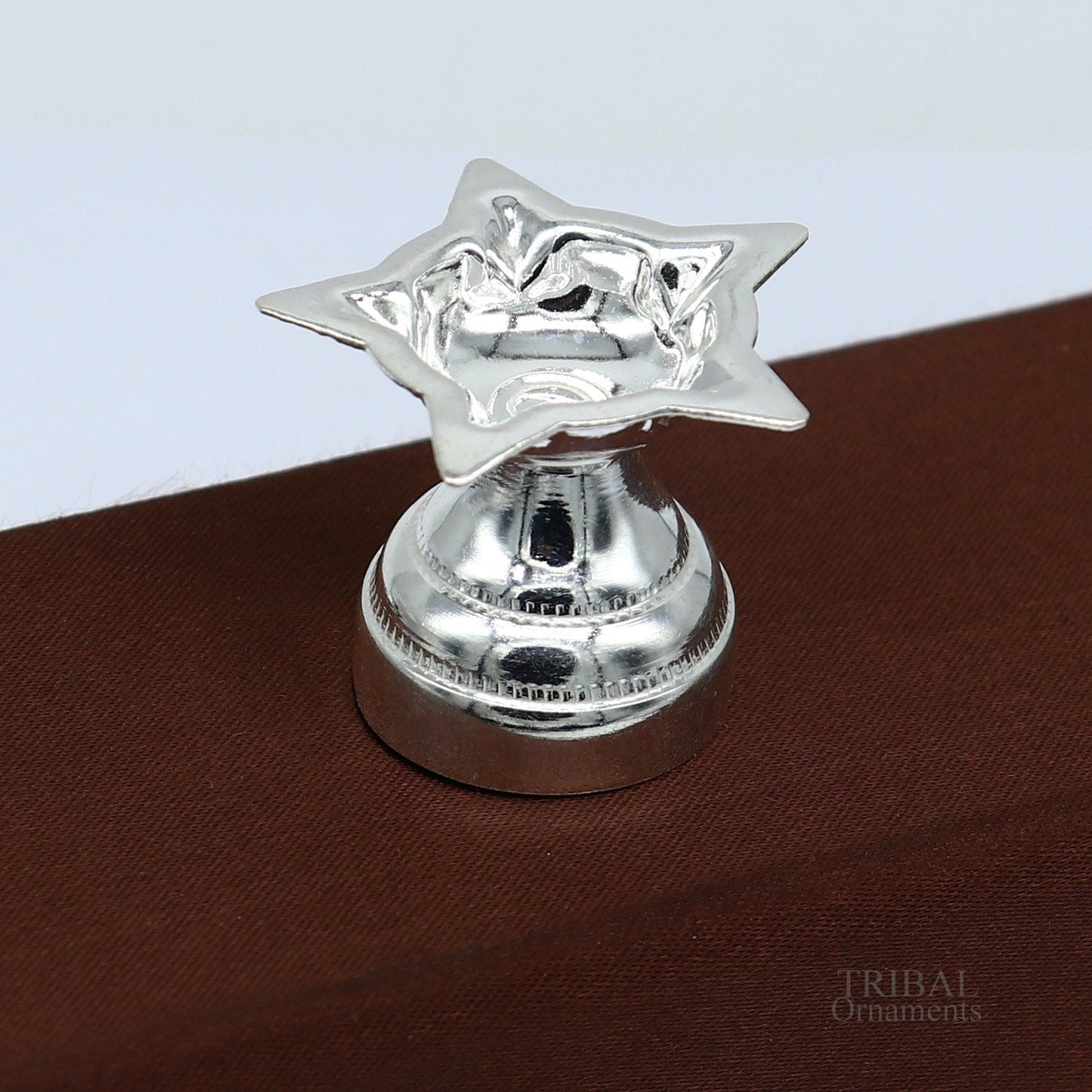 Solid sterling silver handmade elegant oil lamp, silver home temple utensils, silver diya, deepak, silver vessels, silver puja article su615 - TRIBAL ORNAMENTS