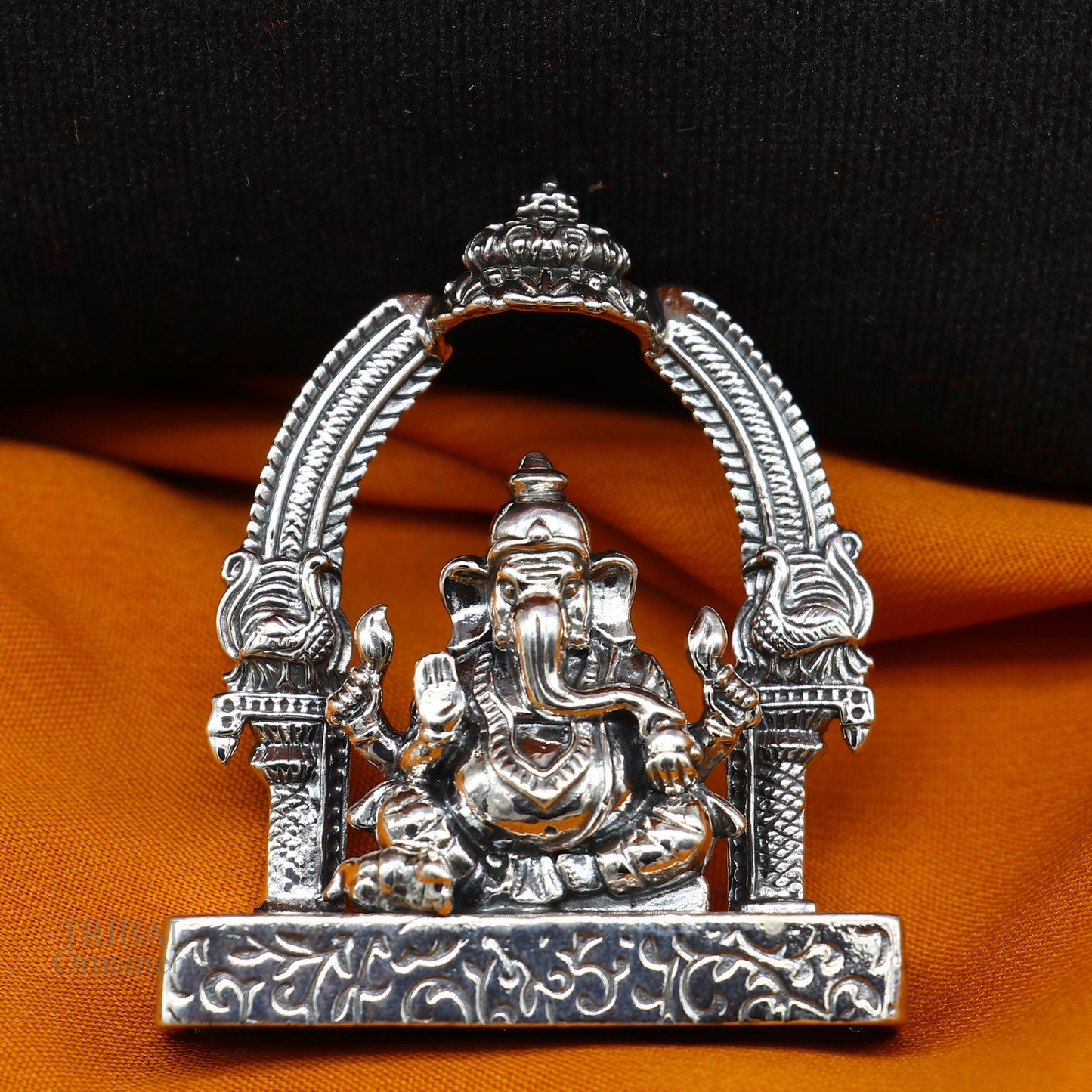 925 Sterling silver Lord Ganesh Idol, Pooja Articles, Silver Idols Figurine, handcrafted Lord Ganesh statue sculpture Diwali puja gift su229 - TRIBAL ORNAMENTS
