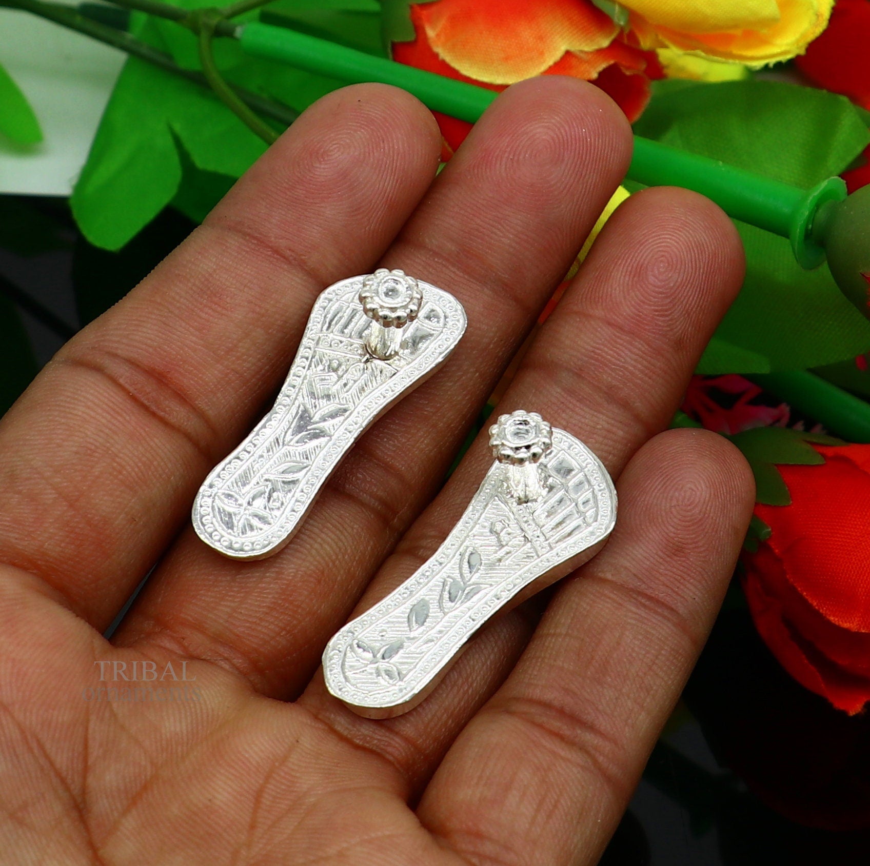 1.5" sterling silver handmade idols Charan paduka,slippers for idol krishna, laddu gopala, little krishna or Vshnu Narayana puja art su644 - TRIBAL ORNAMENTS