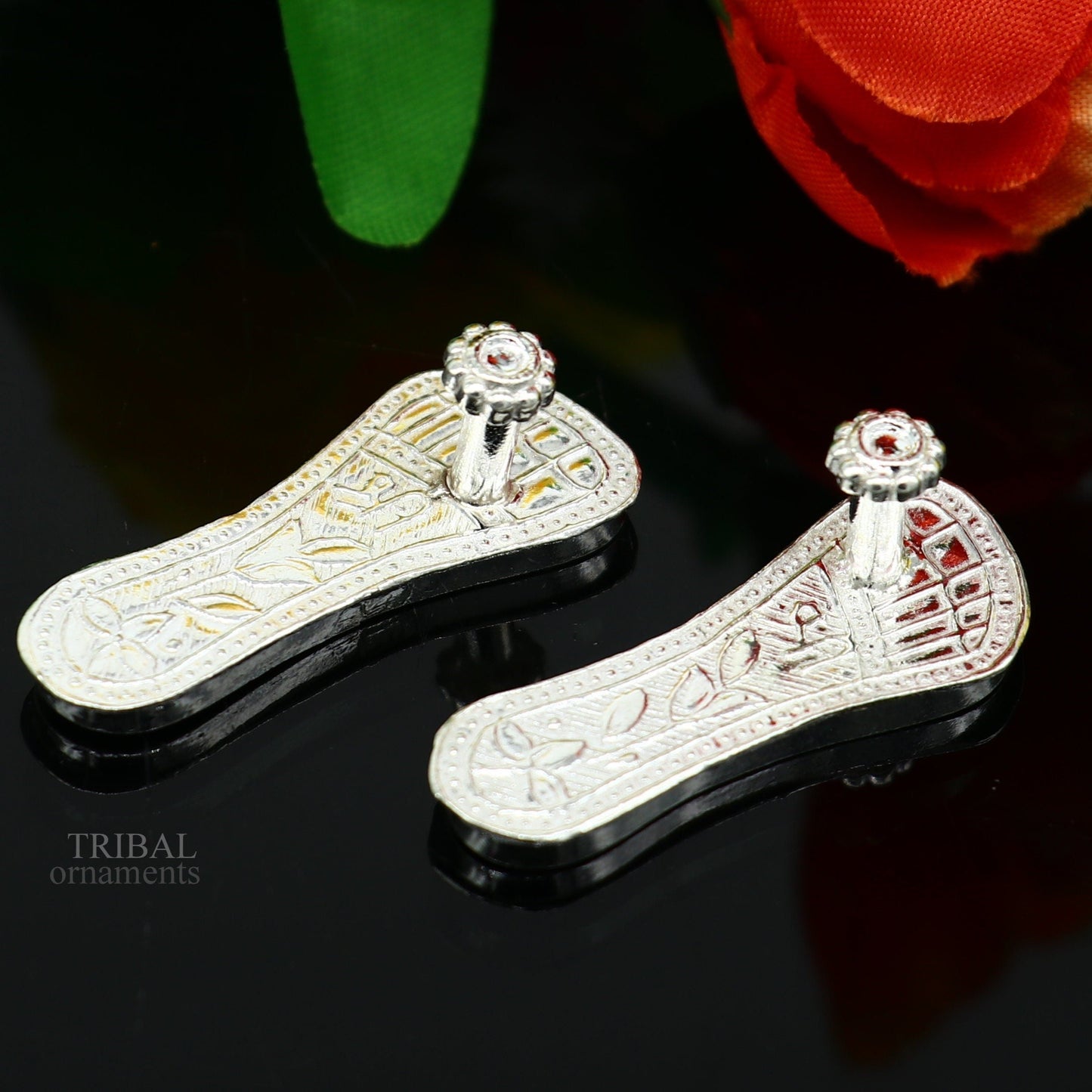 1.5" sterling silver handmade idols Charan paduka,slippers for idol krishna, laddu gopala, little krishna or Vshnu Narayana puja art su644 - TRIBAL ORNAMENTS