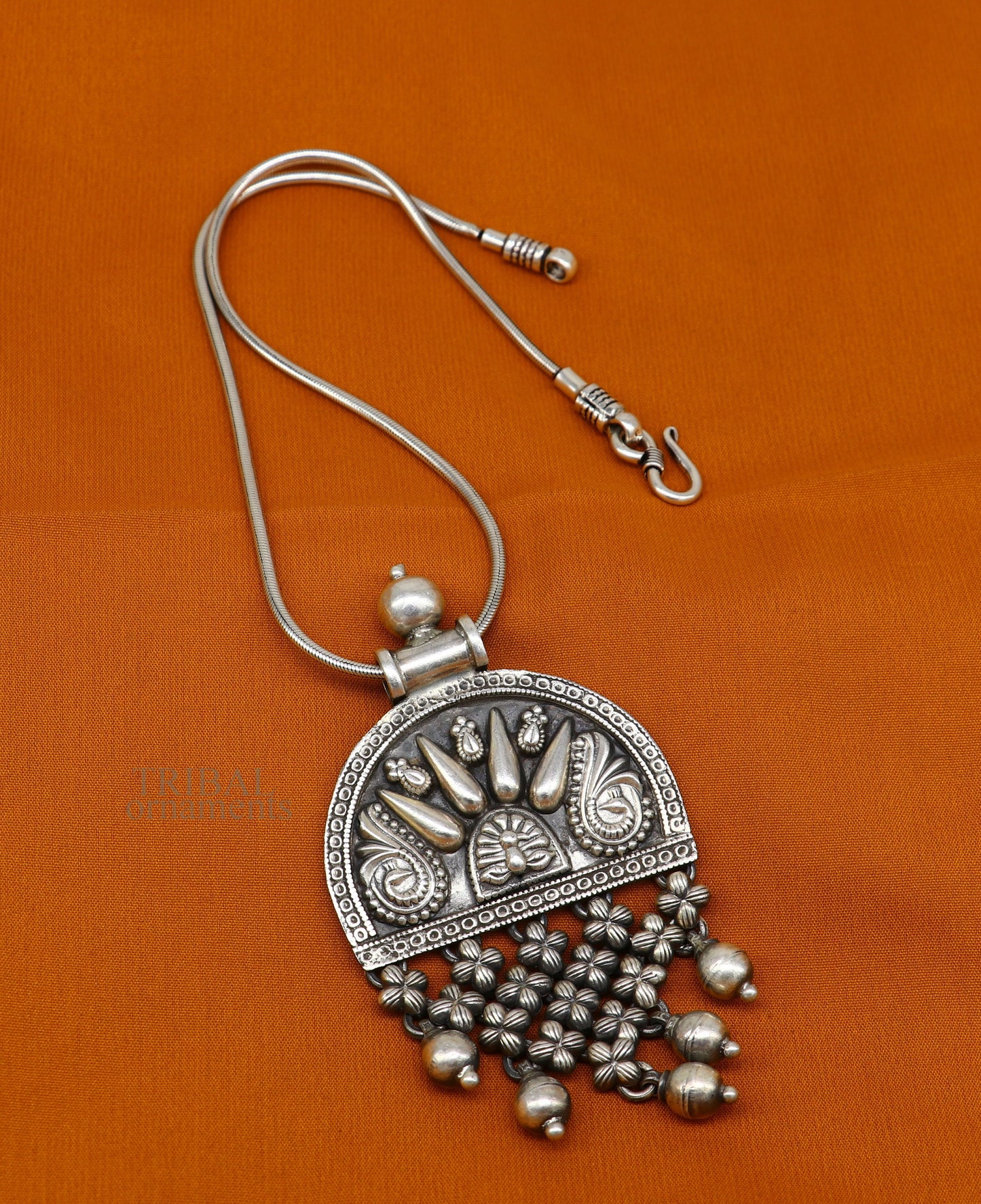 925 sterling silver handcrafted indian tribal ethnic pendant antique design wedding charm pendant necklace jewelry india ssp1513 - TRIBAL ORNAMENTS