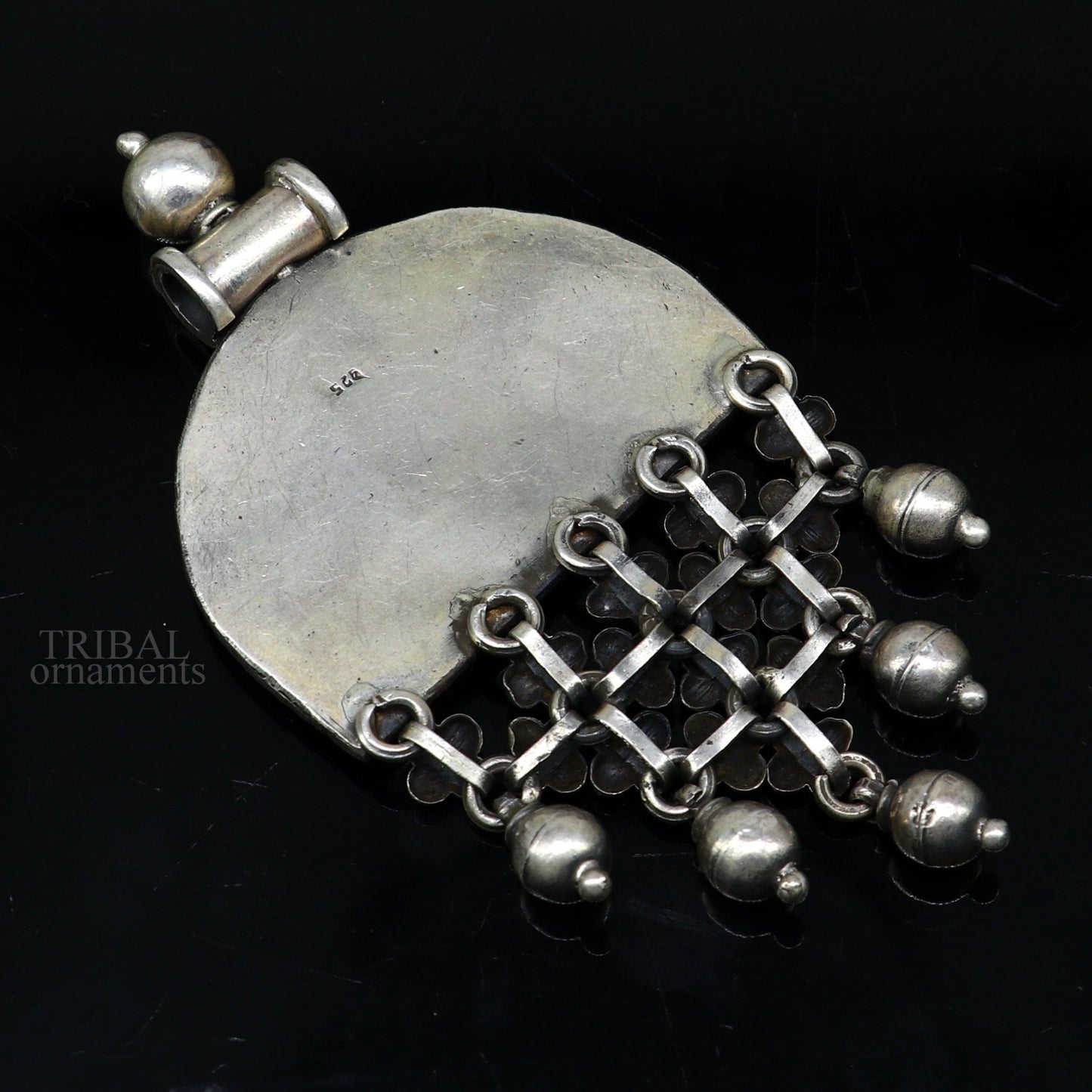 925 sterling silver handcrafted indian tribal ethnic pendant antique design wedding charm pendant necklace jewelry india ssp1513 - TRIBAL ORNAMENTS