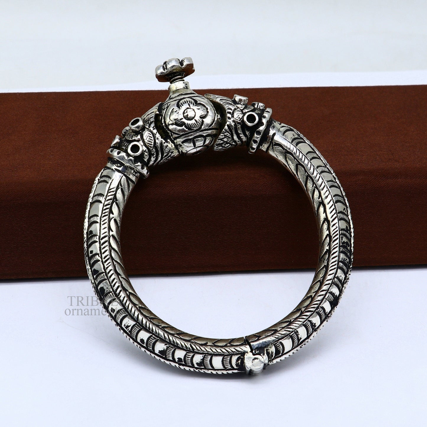 Vintage design handcrafted unique work 925 sterling silver bangle bracelet kada unique screw locking system best gifting jewelry nsk464 - TRIBAL ORNAMENTS
