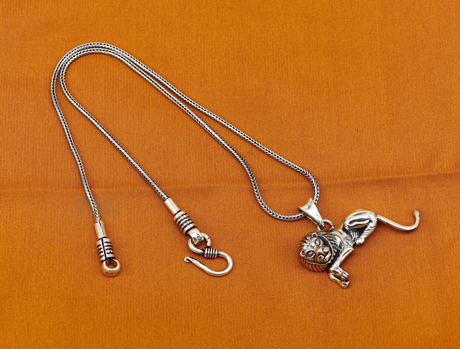 Amazing unique Elegant 925 sterling silver handmade lion design pendant solid pendant, best unisex gifting jewelry from india ssp1461 - TRIBAL ORNAMENTS