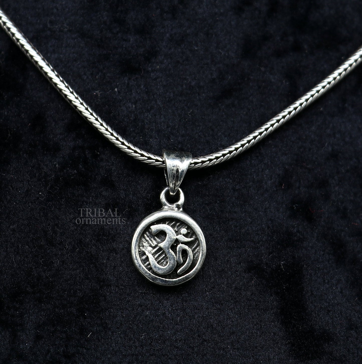 925 sterling silver handmade Divine 'Aum' OM pendant, amazing stylish good luck pendant exclusive jewelry tribal jewelry ssp1694 - TRIBAL ORNAMENTS