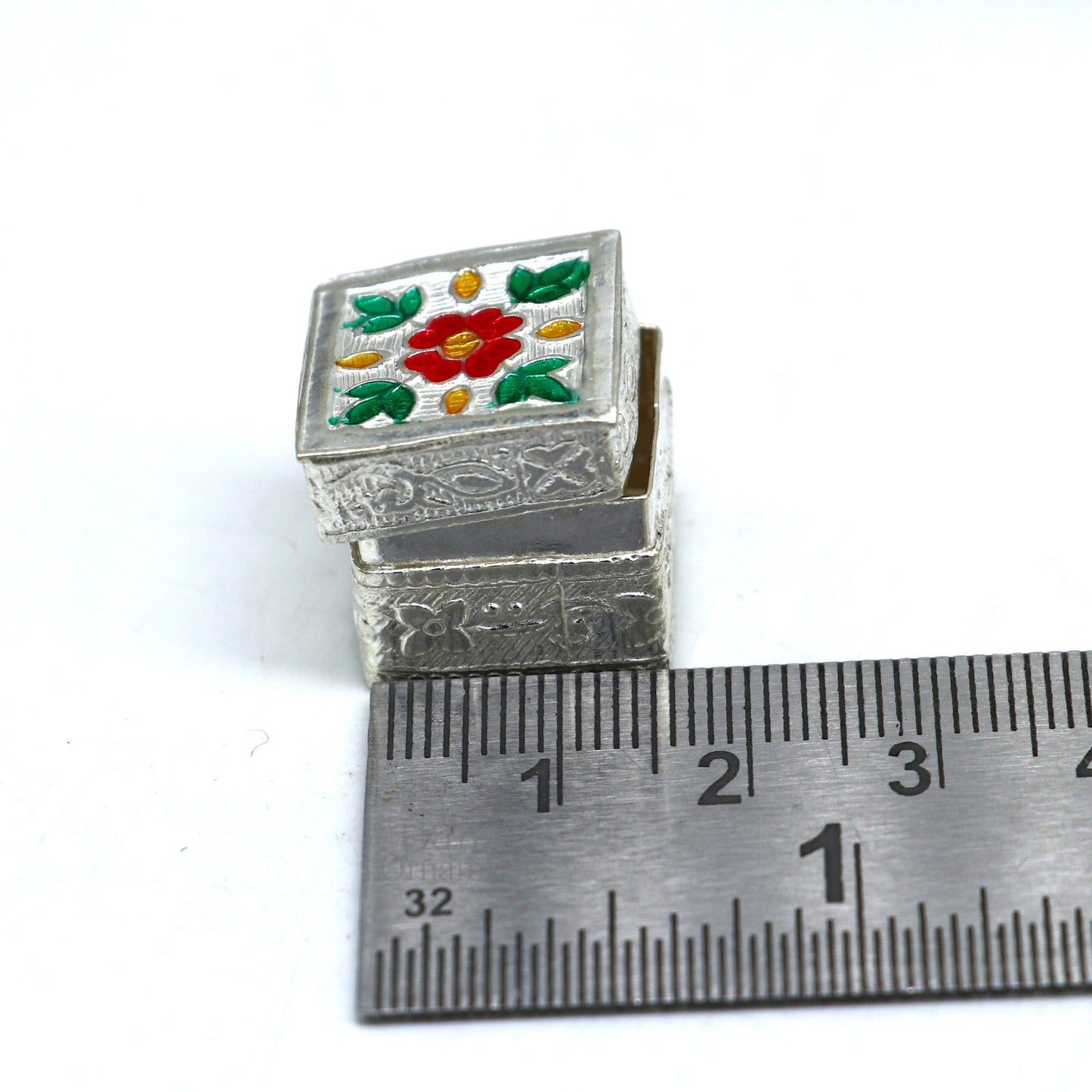 Vintage style 925 sterling silver handmade gorgeous square shape small trinket kajal box, casket box, container box, silver article stb359 - TRIBAL ORNAMENTS