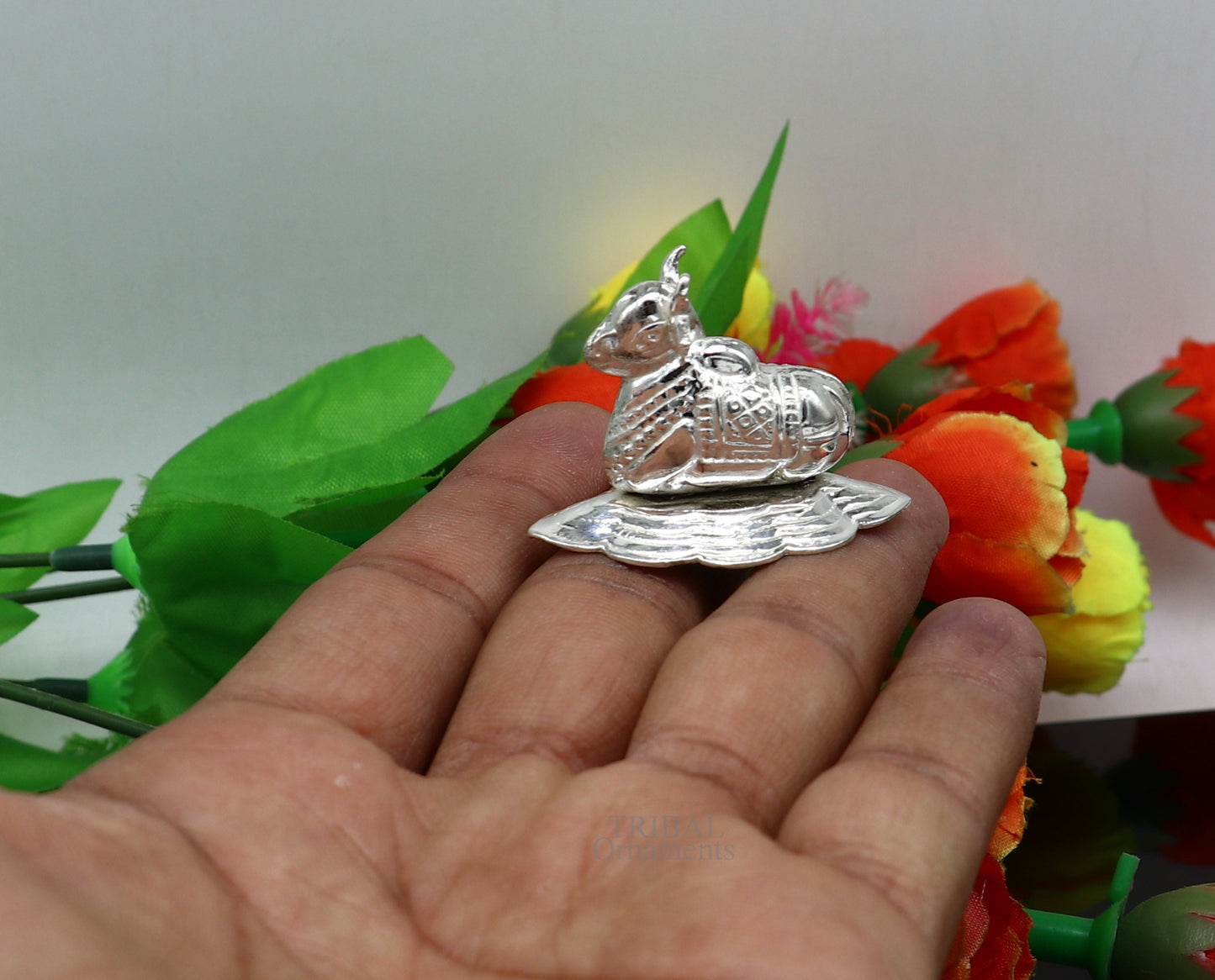 Divine Lord Shiva Vahan Nandi Maharaj sterling silver handmade small article for puja, best gift for lord Shiva, divine statue su714 - TRIBAL ORNAMENTS