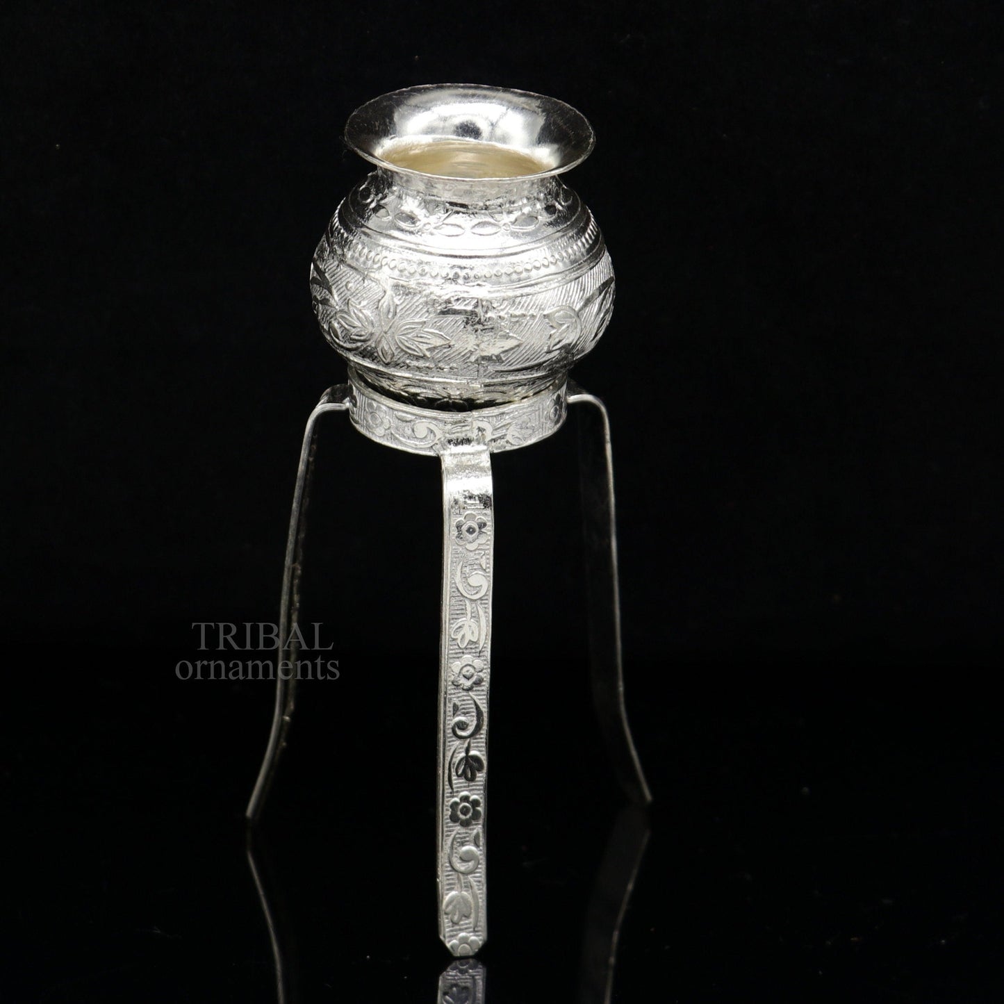 925 sterling silver handmade God shiva lingam water flow pot or puja kalas for Abhishek of lingam, best worshipping article from india su735 - TRIBAL ORNAMENTS