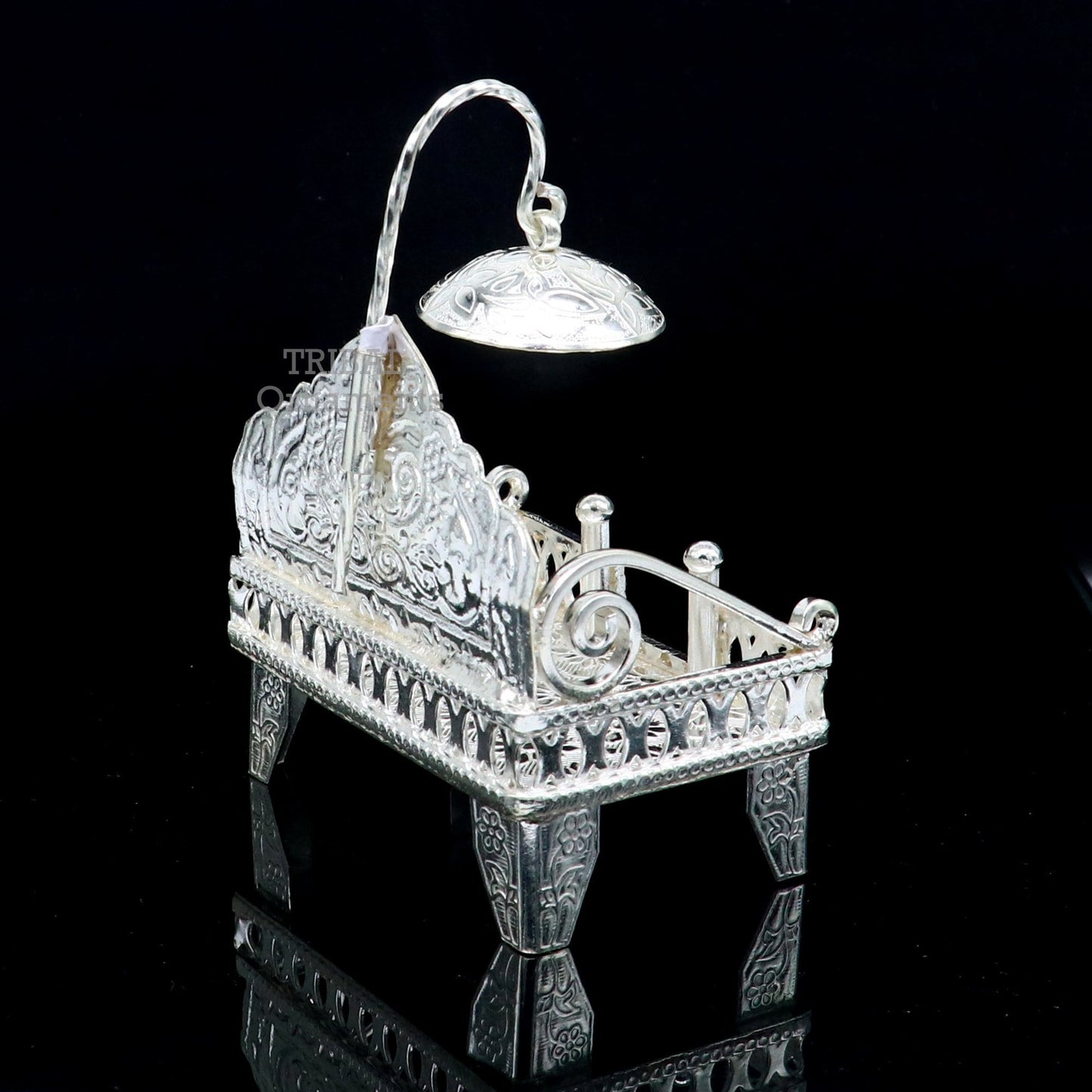 925 pure sterling silver handcrafted small singhasan, idol krishna Bal Gopala throne, god statue's stand chair, temple puja article su782 - TRIBAL ORNAMENTS
