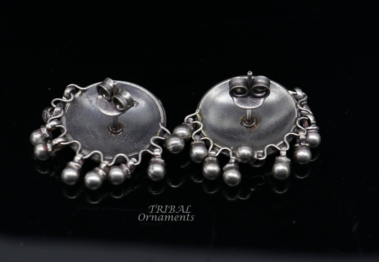 Vintage design 925 sterling silver plain style handmade round design fabulous Stud earrings tribal jewelry from Rajasthan india s1048 - TRIBAL ORNAMENTS