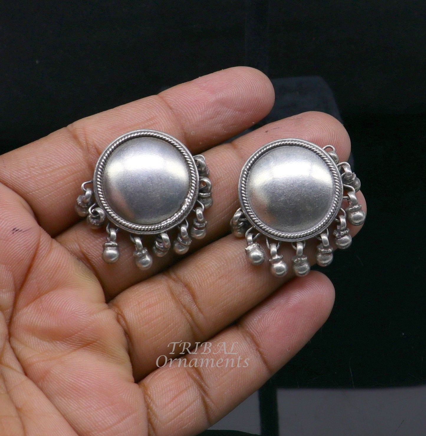 Vintage design 925 sterling silver plain style handmade round design fabulous Stud earrings tribal jewelry from Rajasthan india s1048 - TRIBAL ORNAMENTS