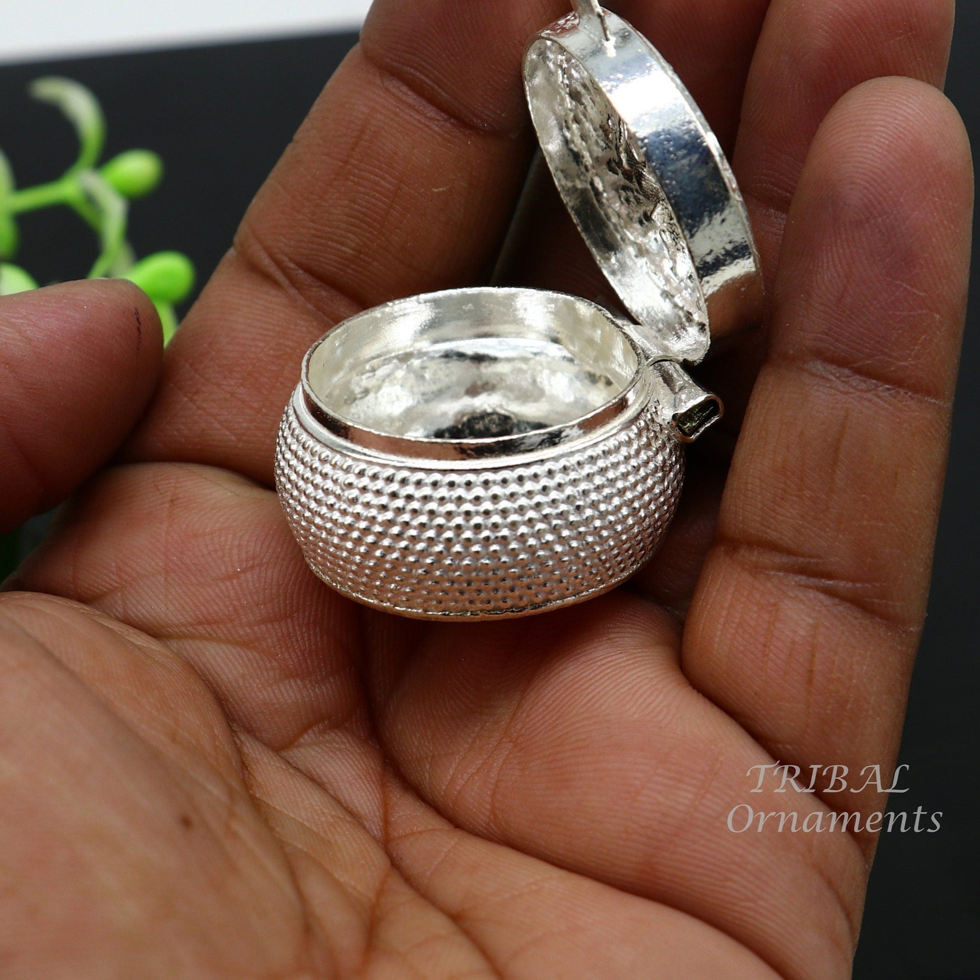 Vintage egal design 925 sterling silver handmade trinket box, eye kajal box, container box, kumkum box, sindur box, best brides gift stb381 - TRIBAL ORNAMENTS