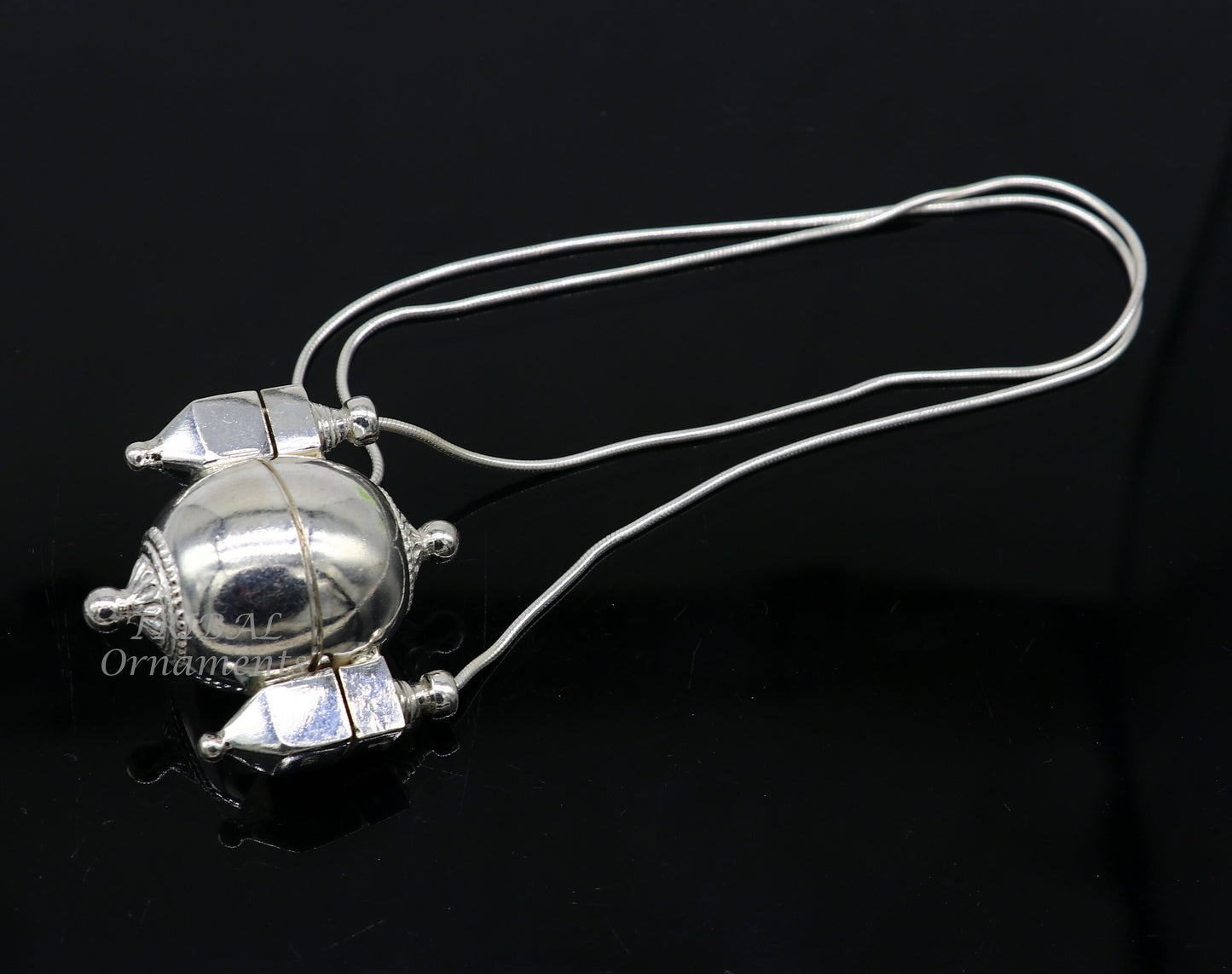 Unique handmade solid sterling silver chain and Shiva lingam box, box pendant necklace set, container pendant tribal jewelry India set491 - TRIBAL ORNAMENTS