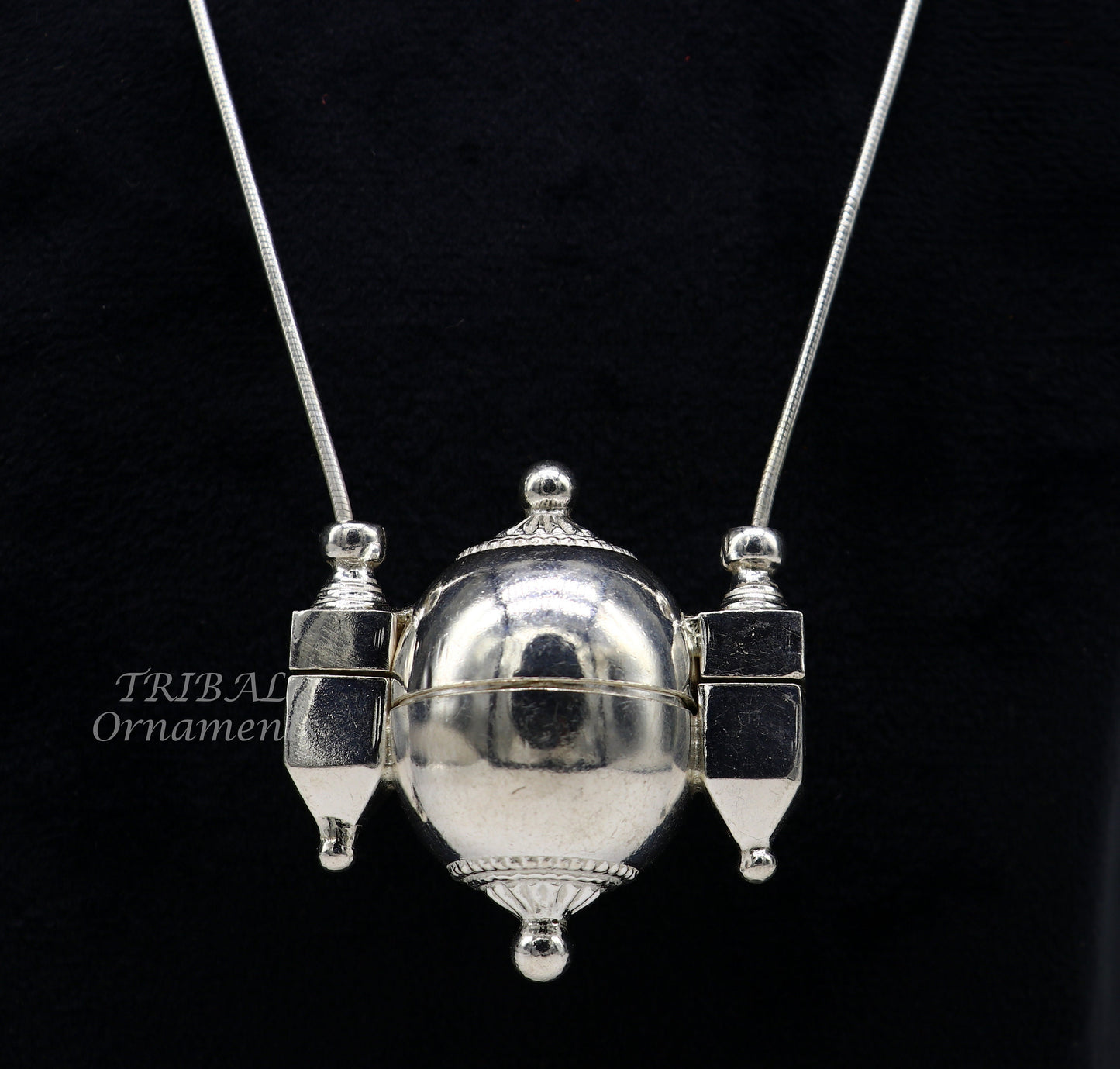 Unique handmade solid sterling silver chain and Shiva lingam box, box pendant necklace set, container pendant tribal jewelry India set491 - TRIBAL ORNAMENTS