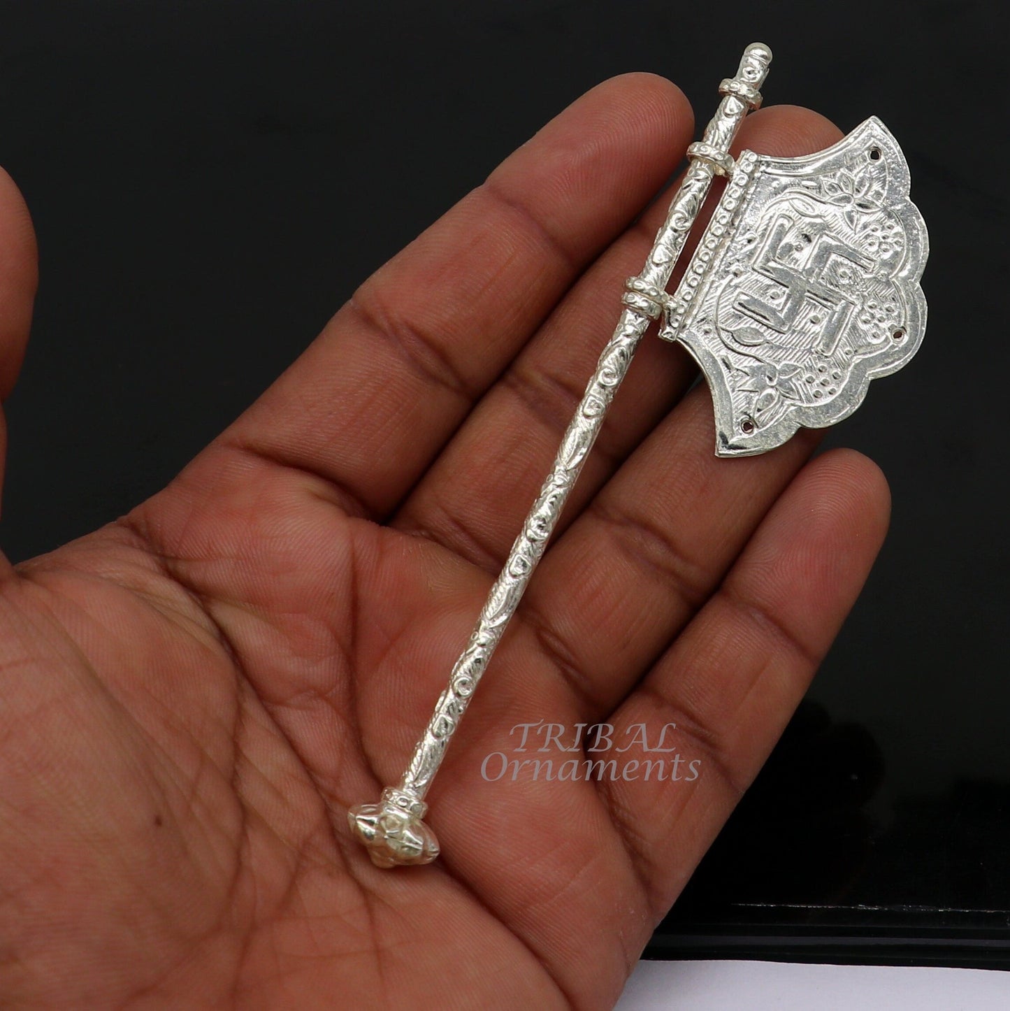 Sterling silver pankhi, floral design small fan or pankhi for god puja, best gifting to laddu gopala krishna, silver hand driven fan su963 - TRIBAL ORNAMENTS
