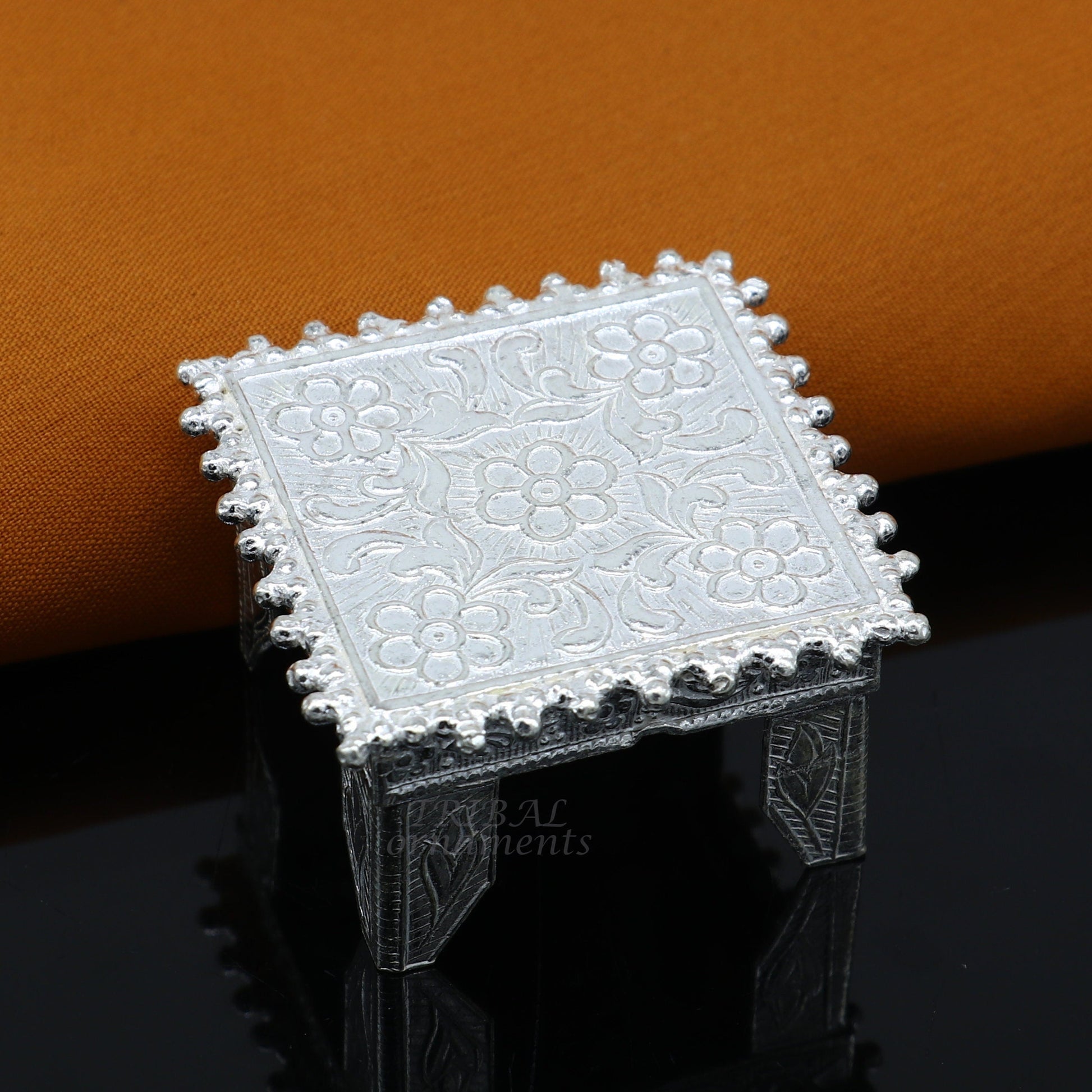 1.6" Vintage design Sterling silver handmade customize small square shape table/bazot/chouki, excellent home puja utensils temple art su952 - TRIBAL ORNAMENTS