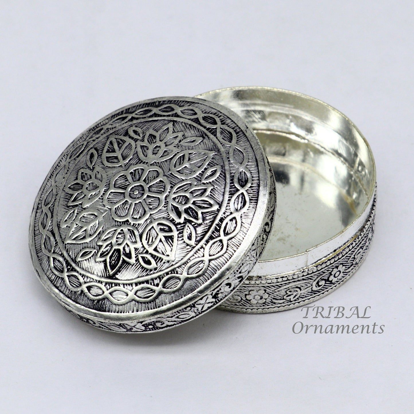 2" wide Vintage style 925 sterling silver handmade trinket box, eye kajal box, container box, kumkum box, sindur box, brides gift stb714 - TRIBAL ORNAMENTS