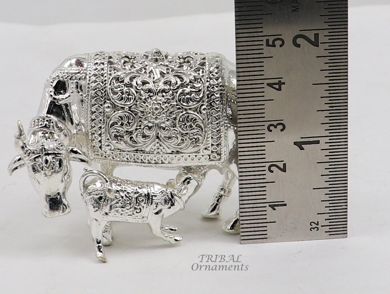 Divine cow and calf 925 sterling silver vintage design Kamdhenu cow, deity's cow, wishing cow, silver cow for wealth and prosperity art588 - TRIBAL ORNAMENTS