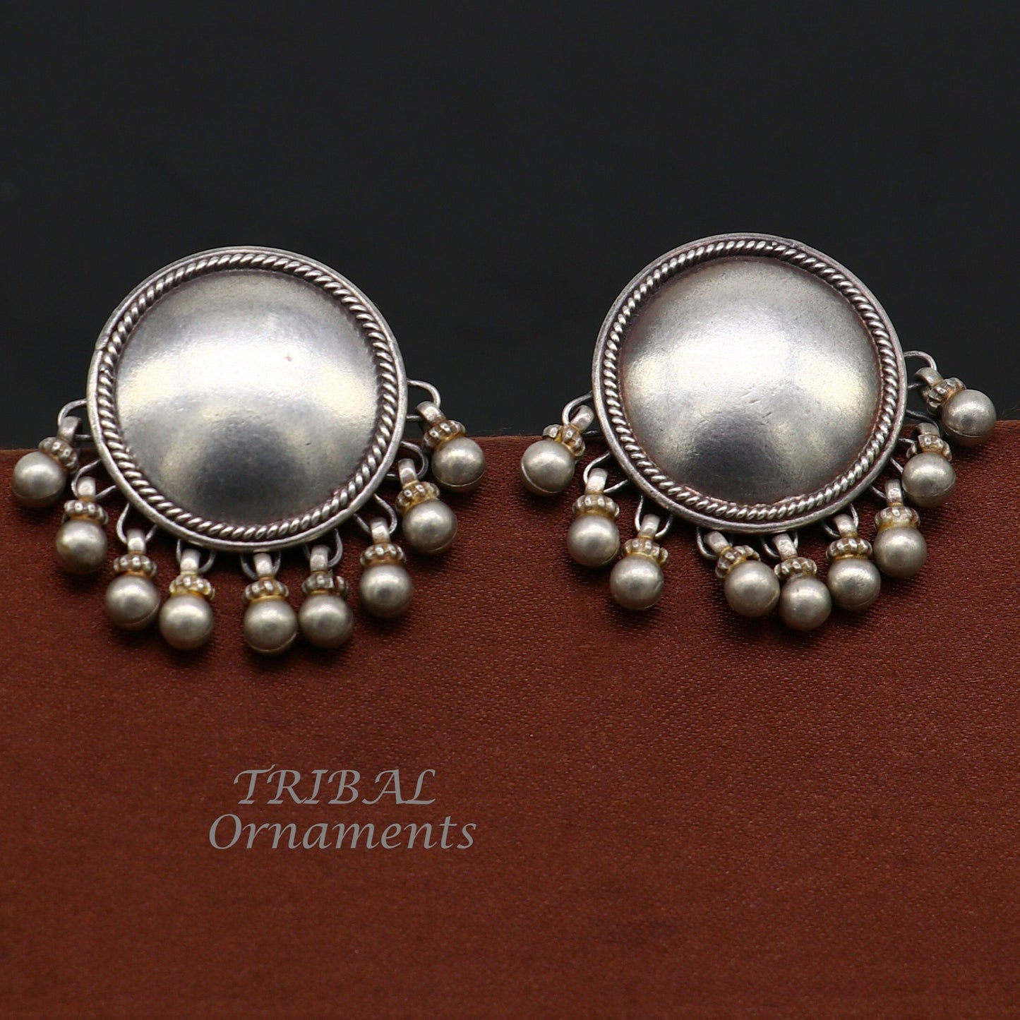 Vintage design 925 sterling silver plain style handmade round design fabulous Stud earrings tribal jewelry from Rajasthan india s1103 - TRIBAL ORNAMENTS