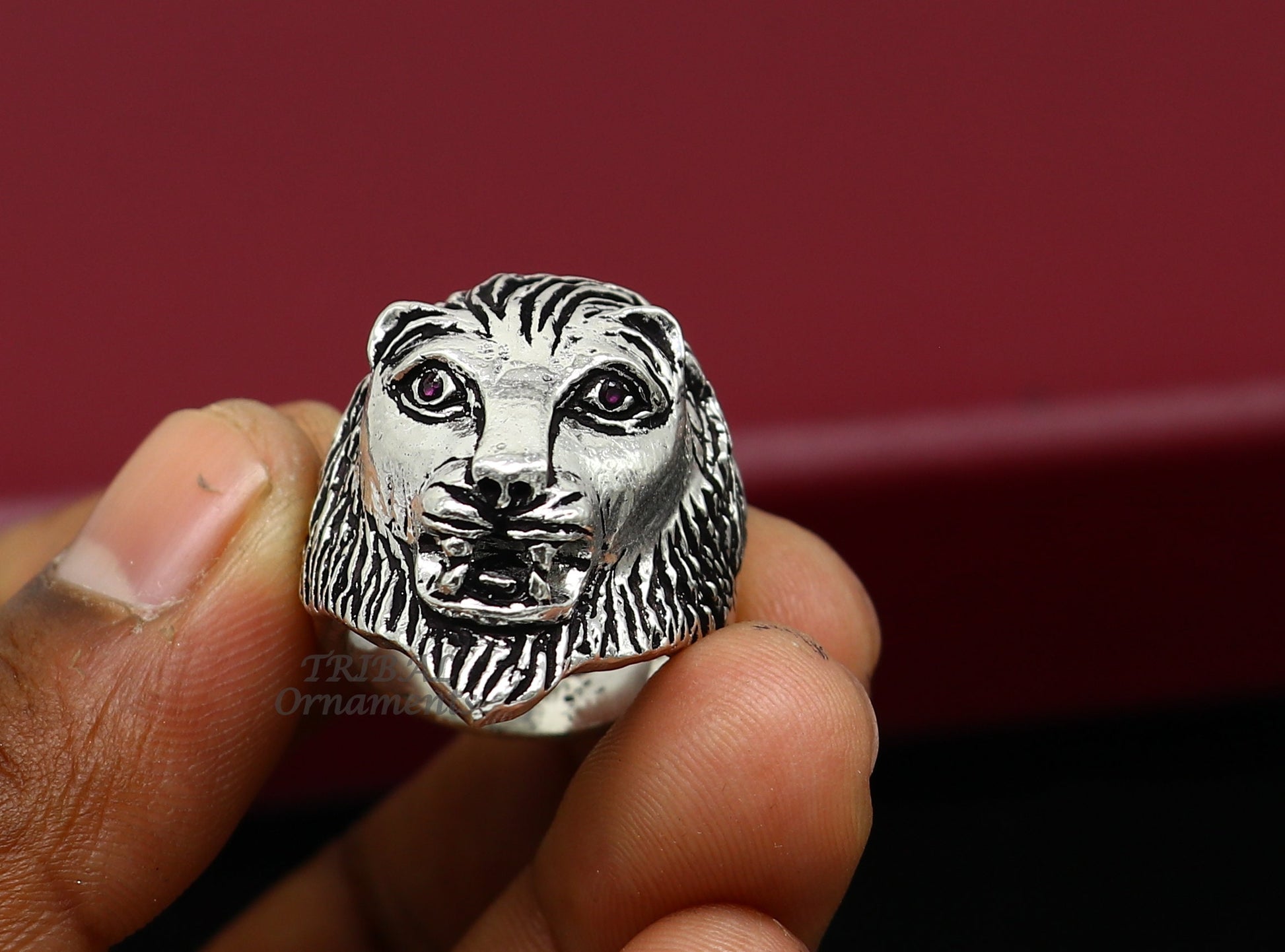 92.5% sterling silver handmade king lion head face high quality unique ring band for gifting, stylish luxury lion ring  sr363 - TRIBAL ORNAMENTS
