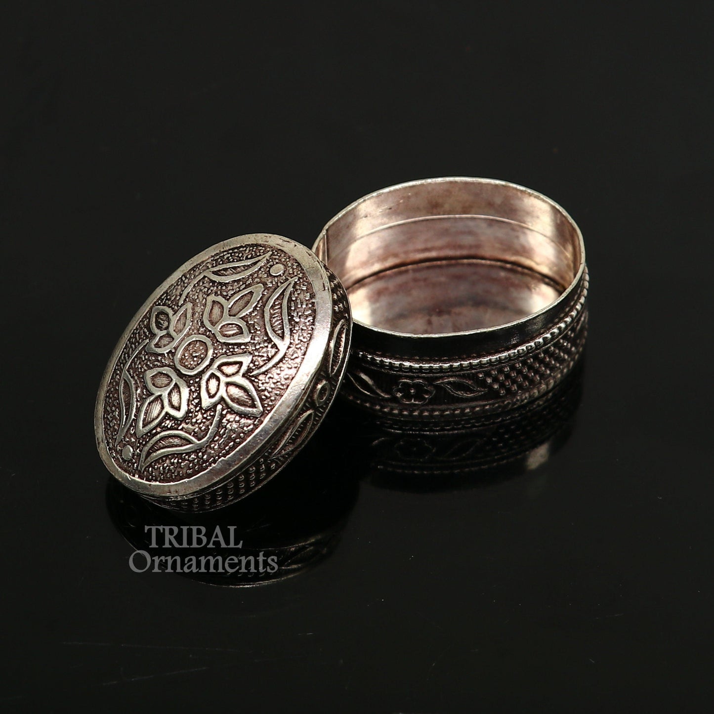 Fabulous oxidized 925 sterling silver handmade trinket box, eye kajal box, container box, kumkum box, sindur box, best brides gift stb742 - TRIBAL ORNAMENTS