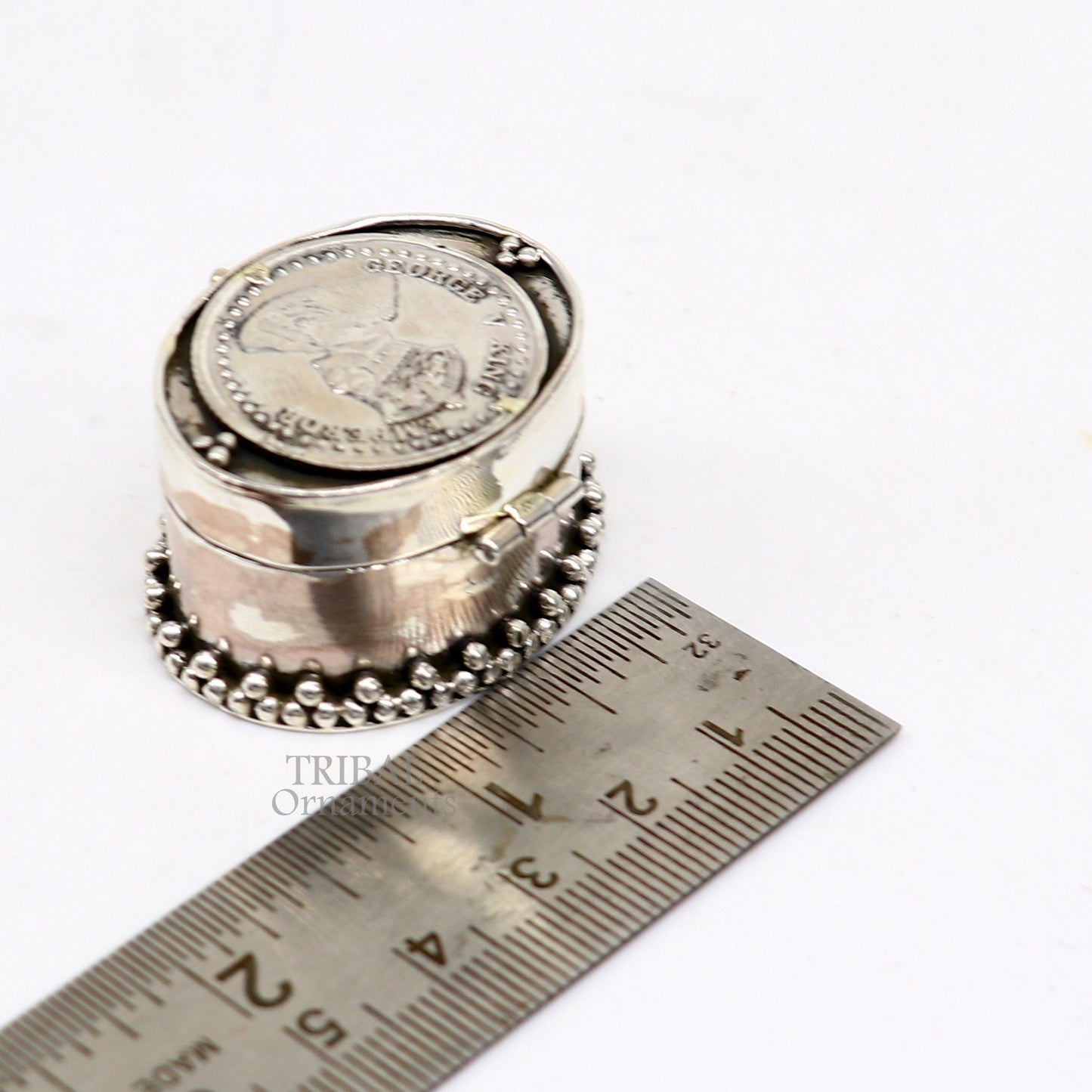 925 sterling silver unique design George v king emperor coin trinket box, kajal eyeliner box, Sindur box brides gift silver box stb763 - TRIBAL ORNAMENTS