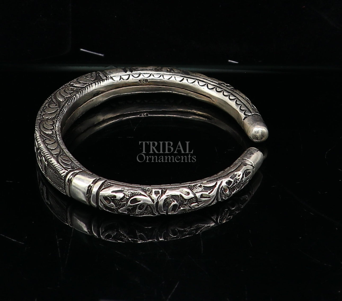 925 Sterling silver handmade Nakshi work design "Radhe Radhe" Goddess Radha mantra bracelet kada divine unisex tribal ethnic jewelry nsk655 - TRIBAL ORNAMENTS