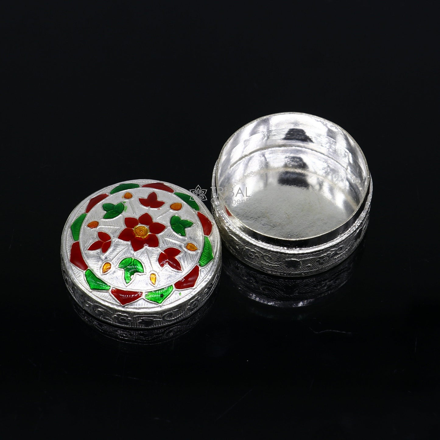 925 sterling silver unique antique design handmade brides eyes kajal box, surma box, kumkum sindur box, small trinket box article stb779 - TRIBAL ORNAMENTS