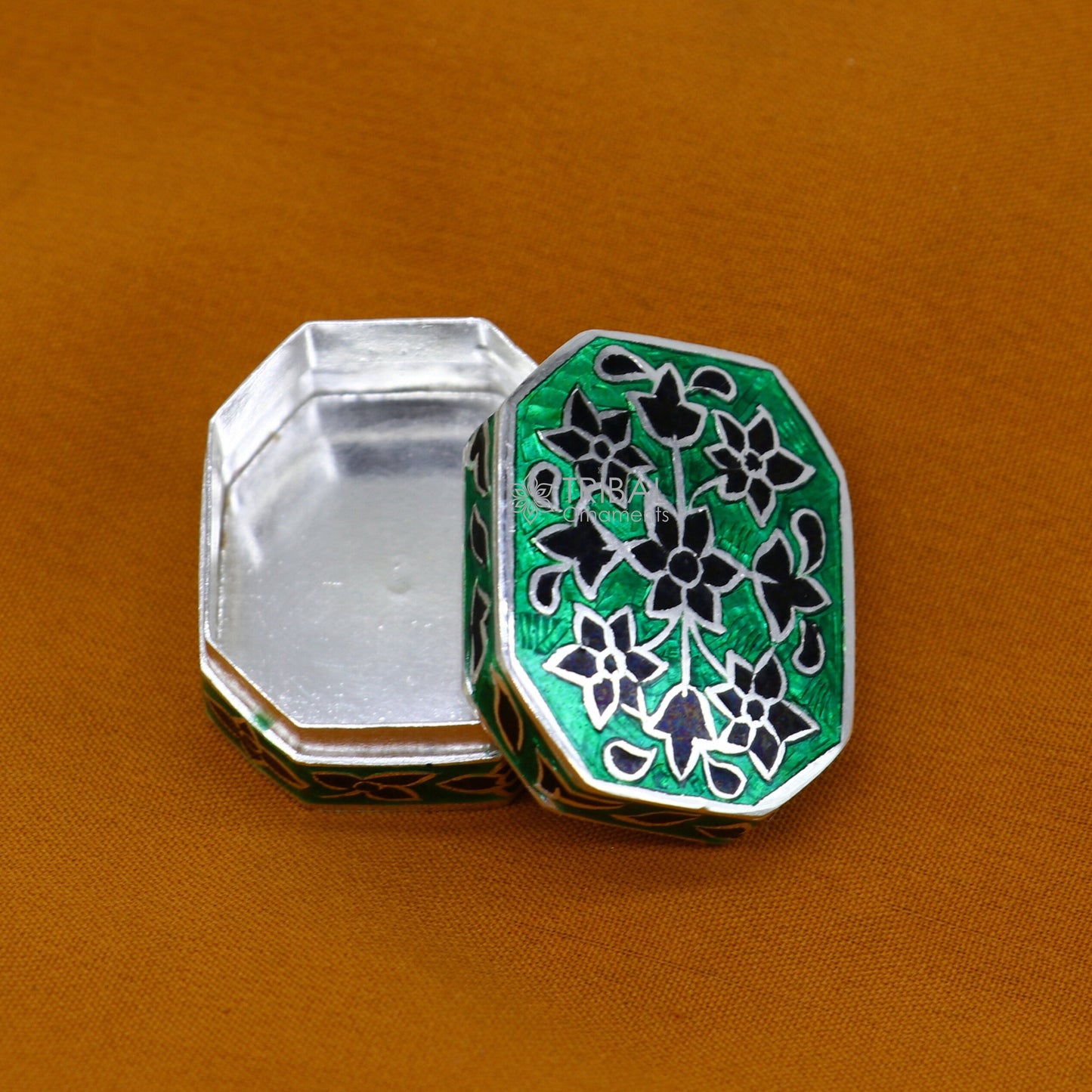 925 sterling silver unique enamel wrok design handmade brides eyes kajal box, surma box, kumkum sindur box small trinket box article stb783 - TRIBAL ORNAMENTS