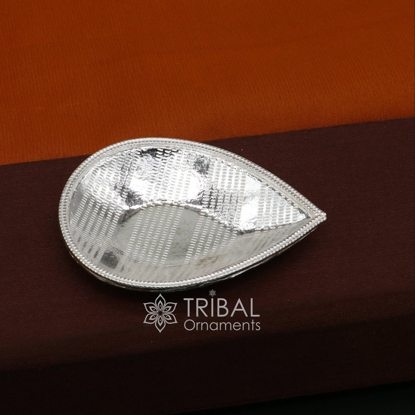925 Sterling Silver handmade tilak bowl, sindur bowl, kesar chandan, saffron sandal bowl, puja Deepak utensils temple artilce su1056 - TRIBAL ORNAMENTS