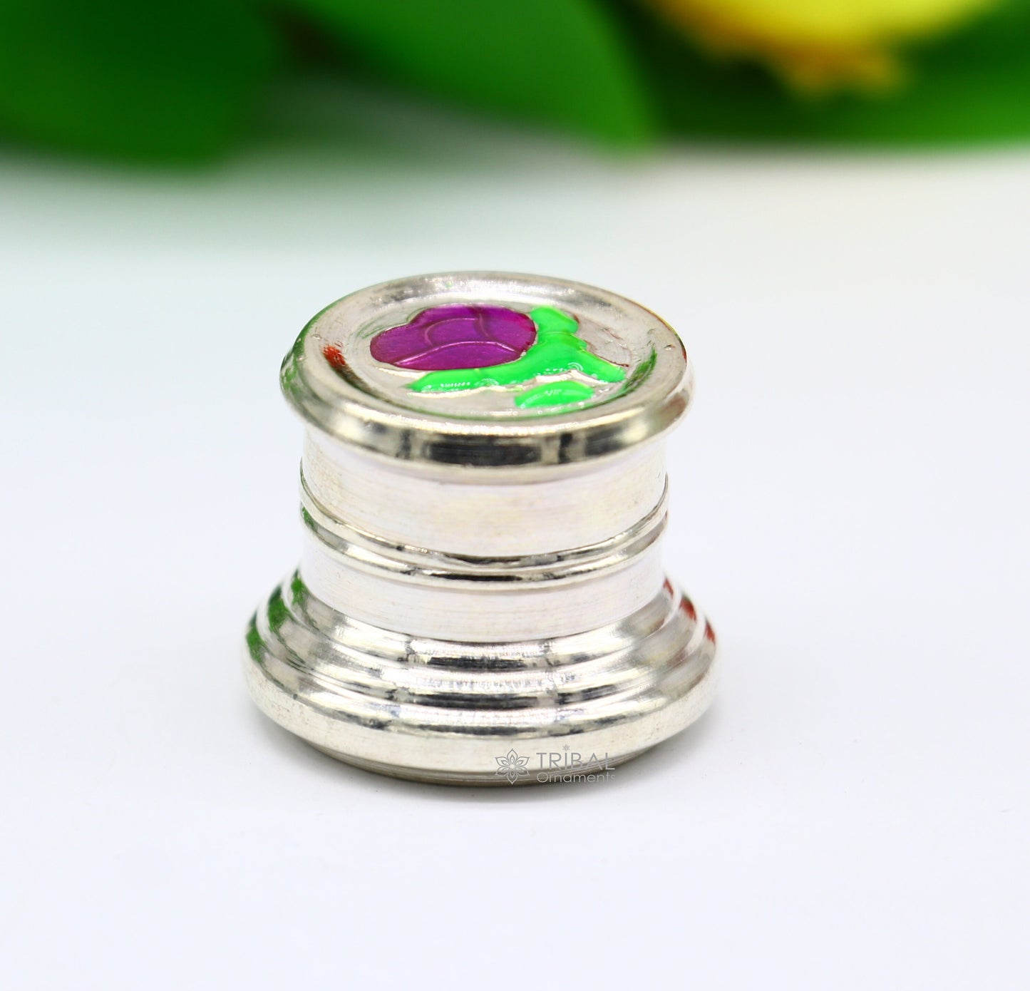 999 pure silver trinket box, kajal box brides round shape box flower design box , container tobacco box, eyeliner Sindur box gifting stb809 - TRIBAL ORNAMENTS